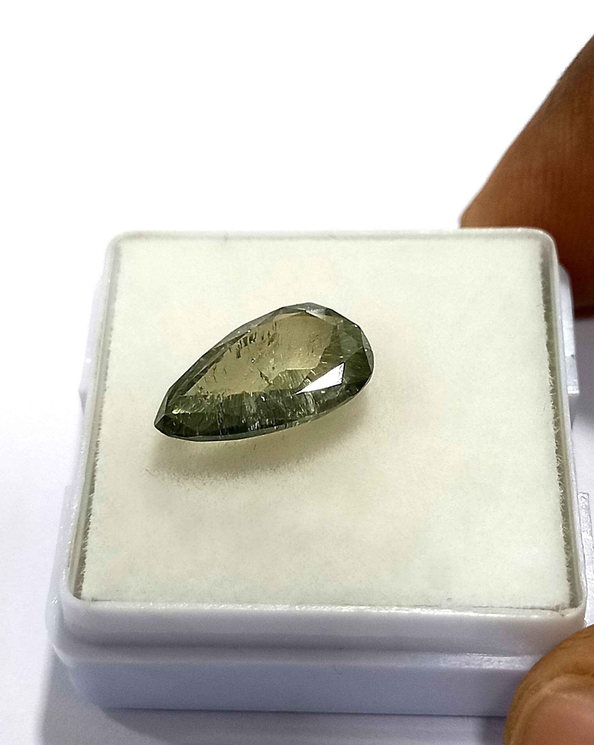 MossiniteDiamondGemstone4_eceba08a-e80f-47b2-9457-f4414d462b6e 2.58 Cts Pear Cut Moissanite Diamond Natural 13.3*8.0 MM MD22