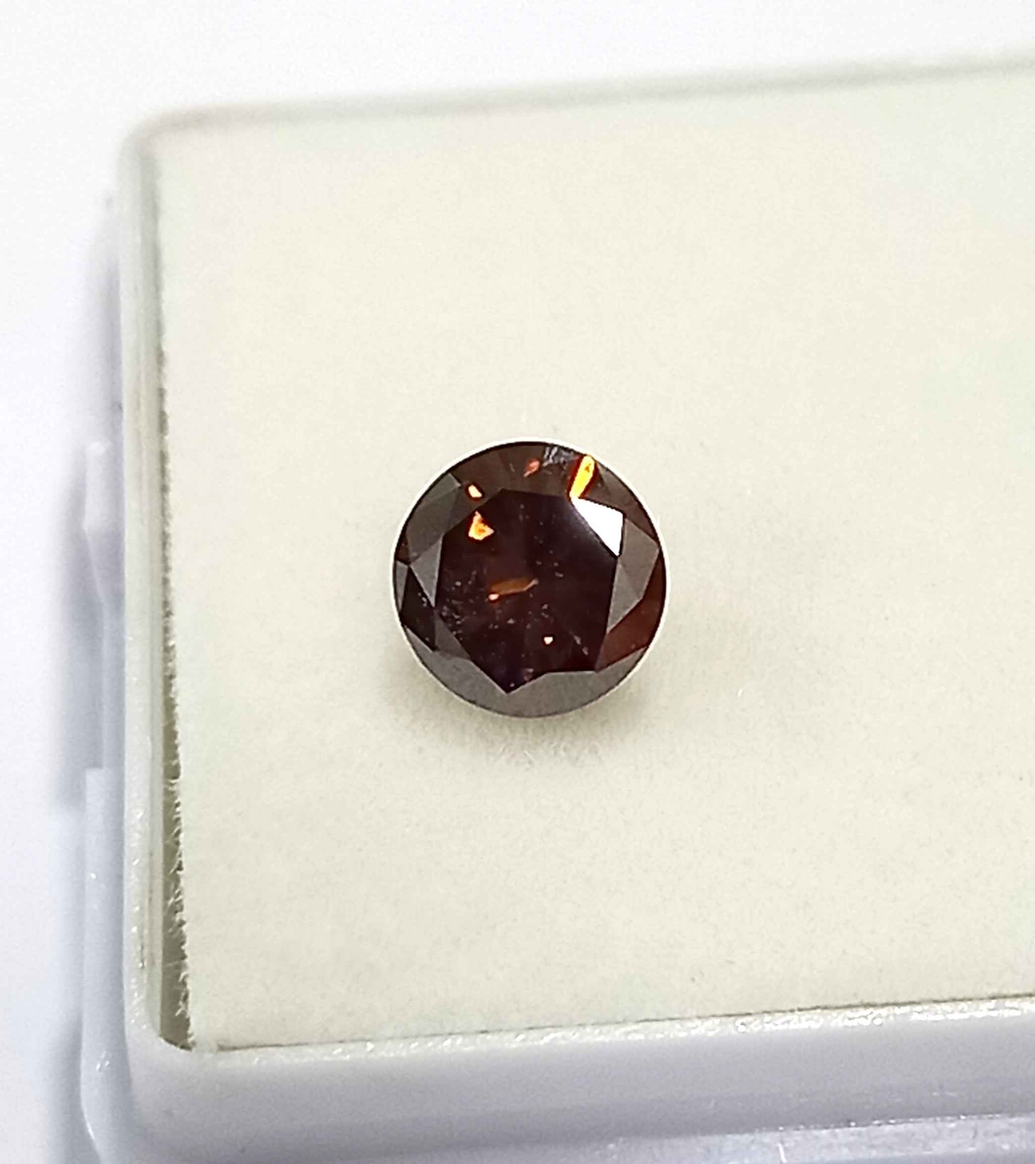 0.70 Cts Moissanite Diamond Natural Round Cut 5.9*5.9 MM MD4