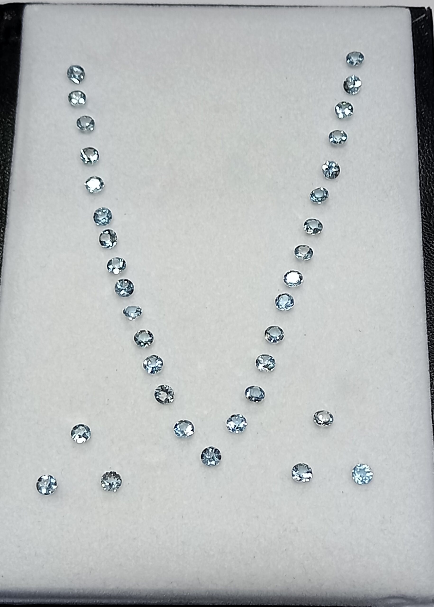 NATURAL AQUAMARINE GEMSTONE2