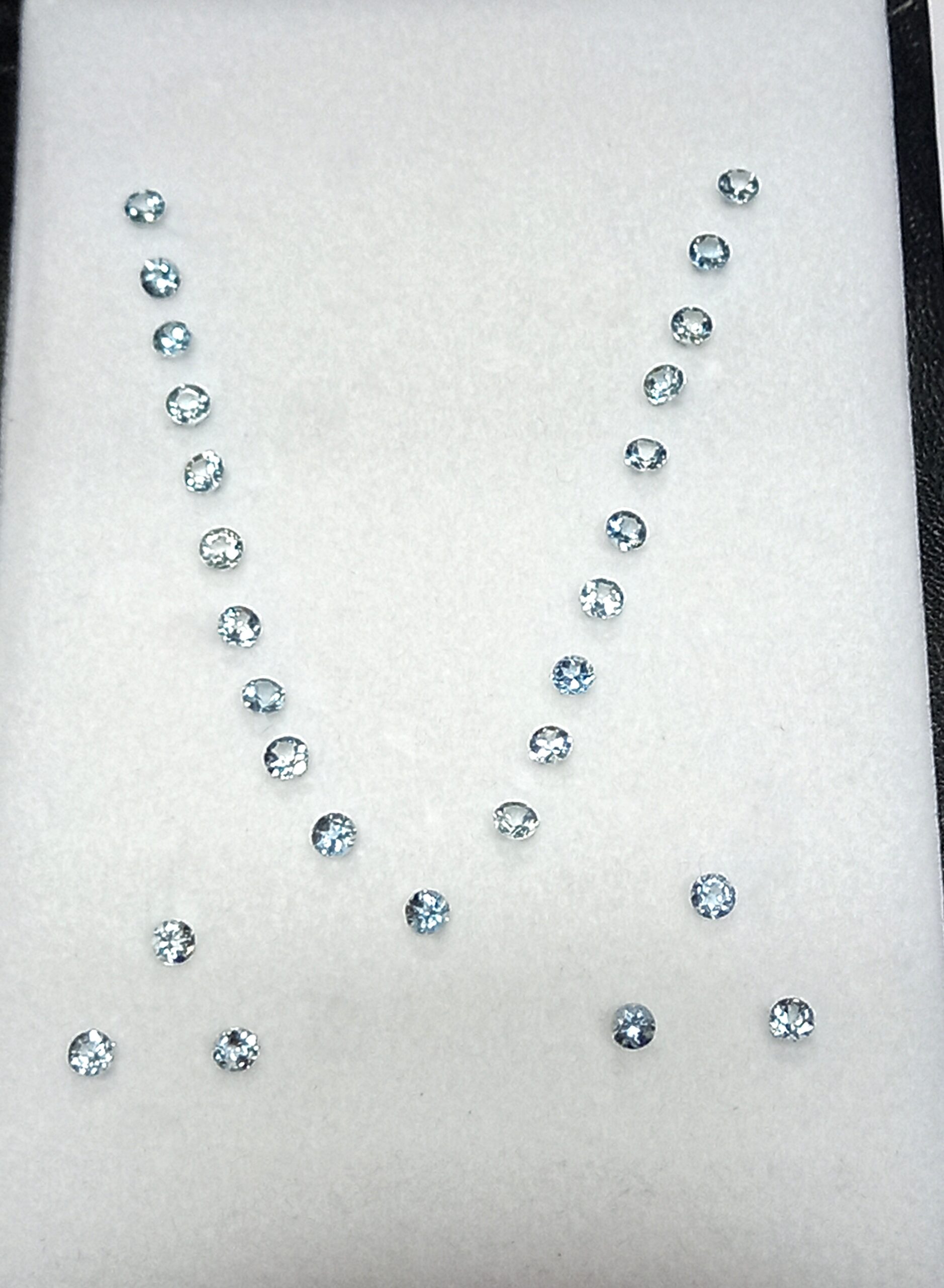 NATURAL AQUAMARINE GEMSTONE2