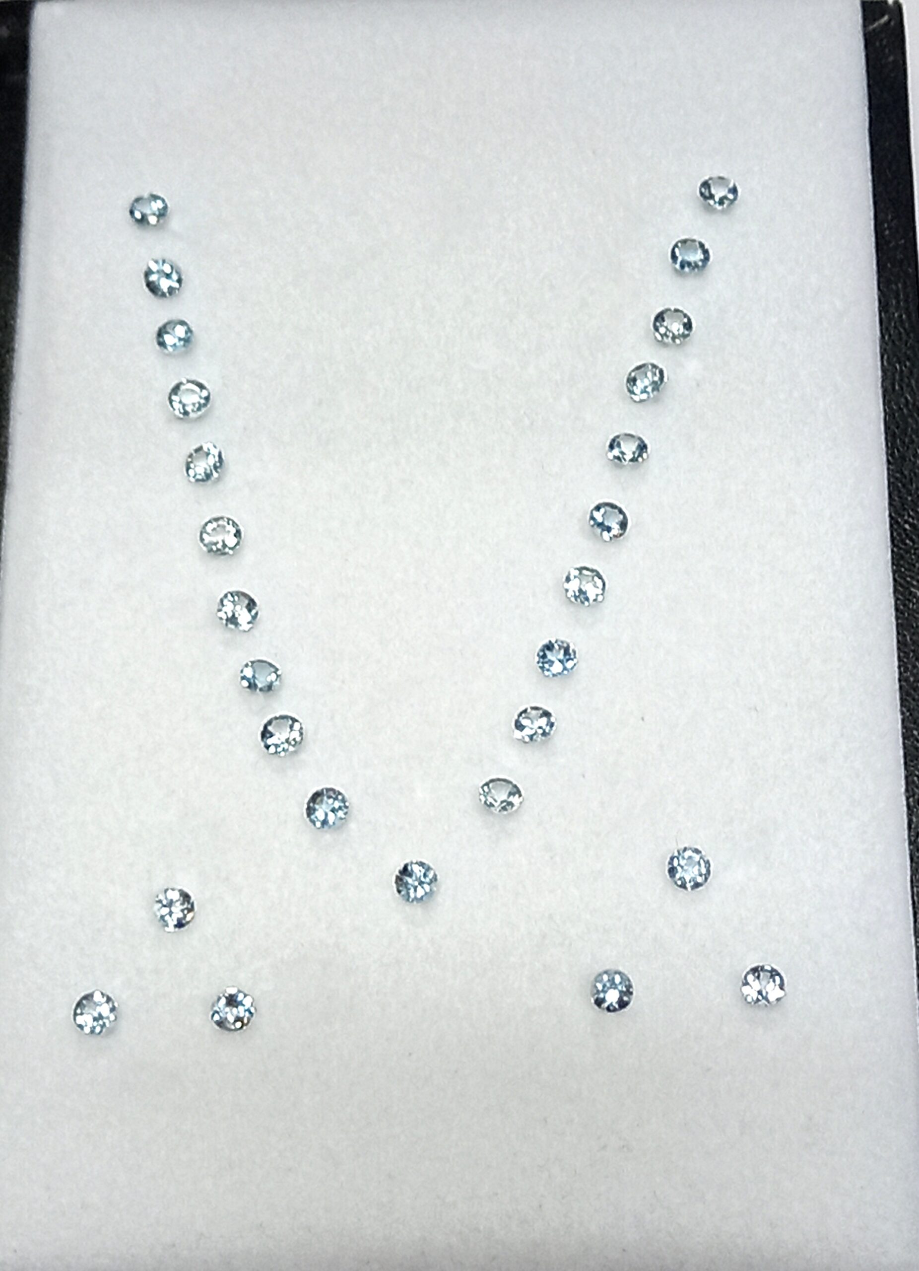 NATURAL AQUAMARINE GEMSTONE4