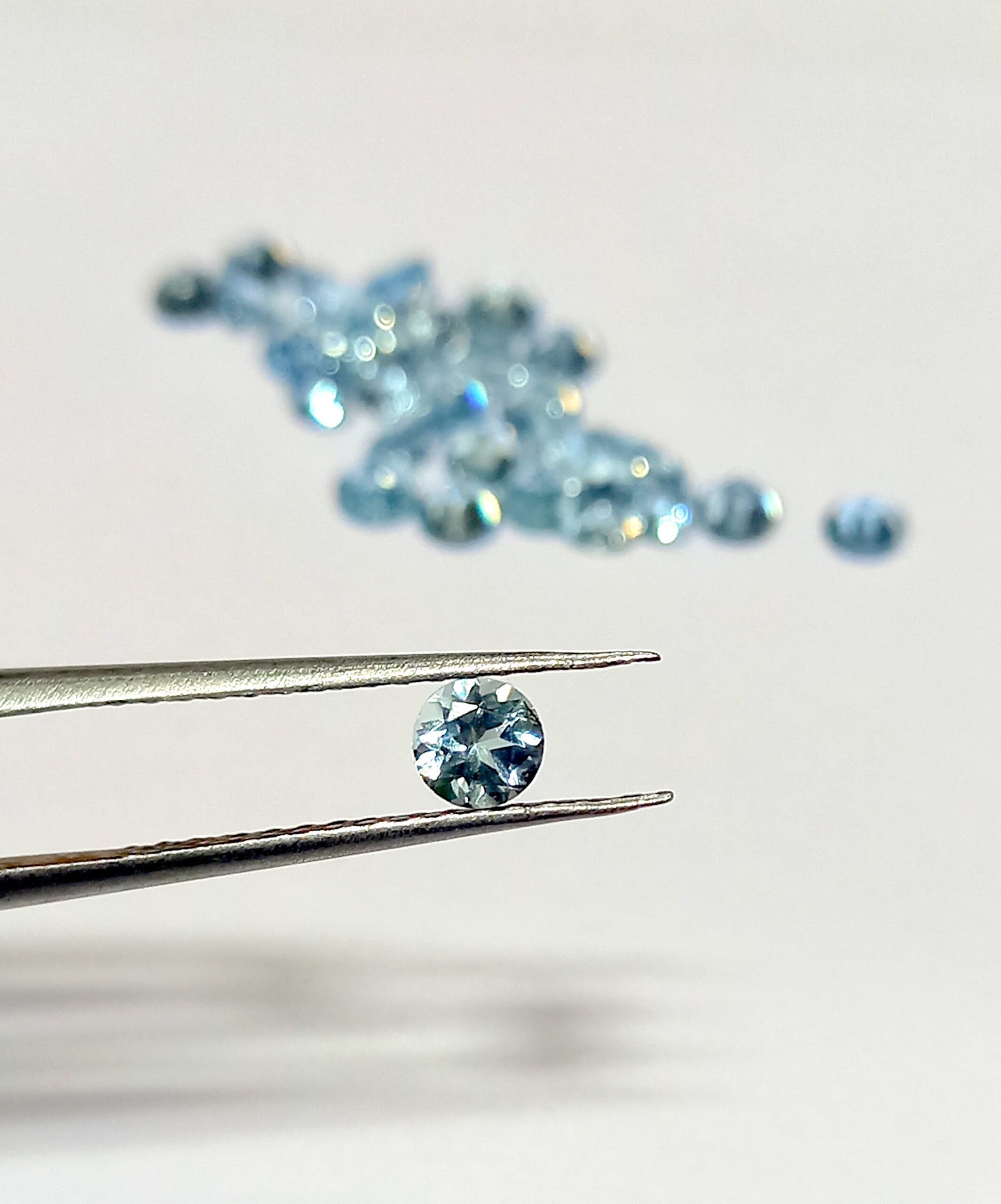 NATURAL AQUAMARINE GEMSTONE5