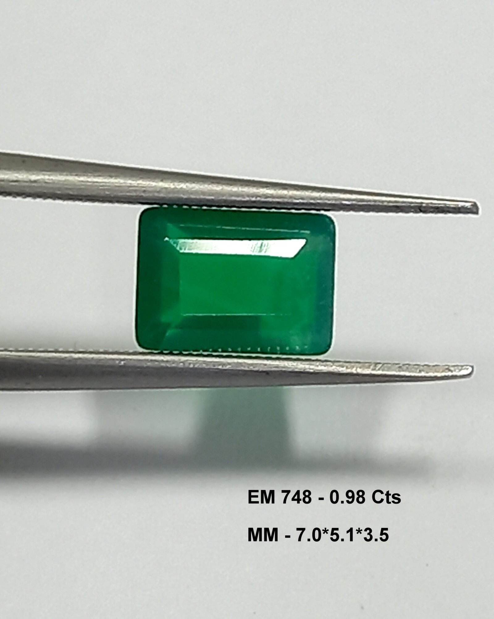 0.98 Cts Natural Zambian Emerald Gemstone Emerald Cut