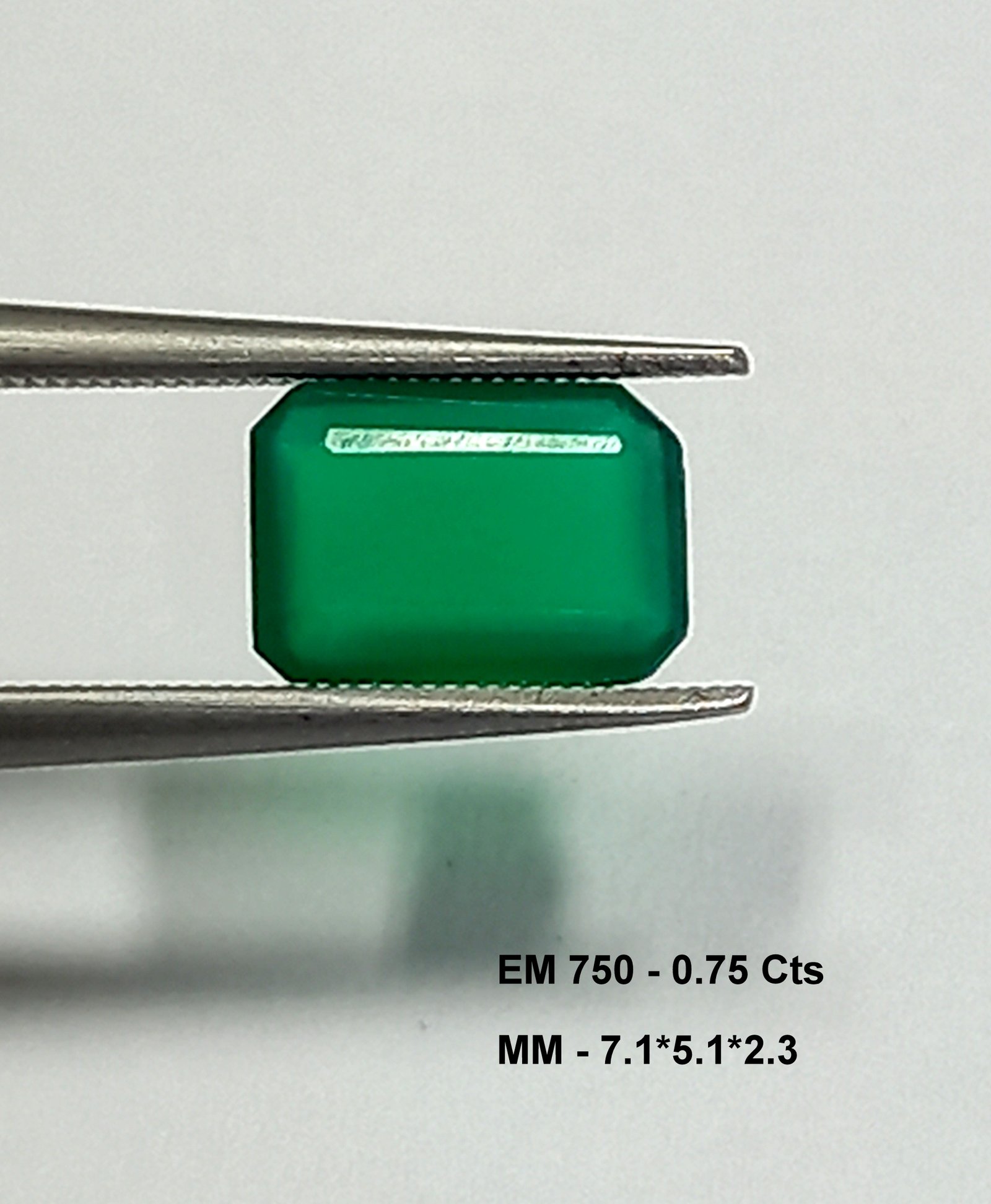 0.75 Cts Natural Zambian Emerald Gemstone Emerald Cut