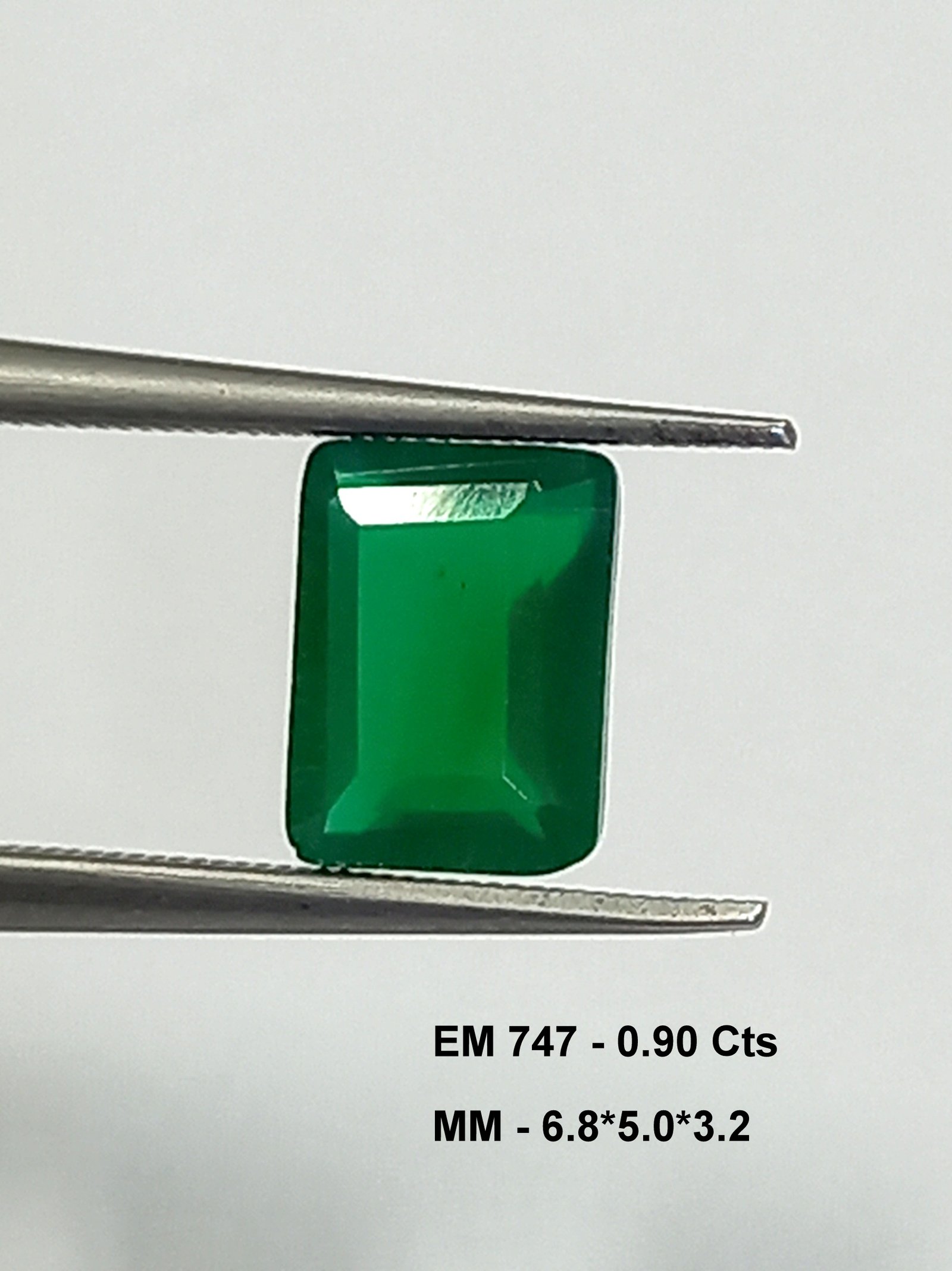 0.90 Cts Natural Zambian Emerald Gemstone Emerald Cut