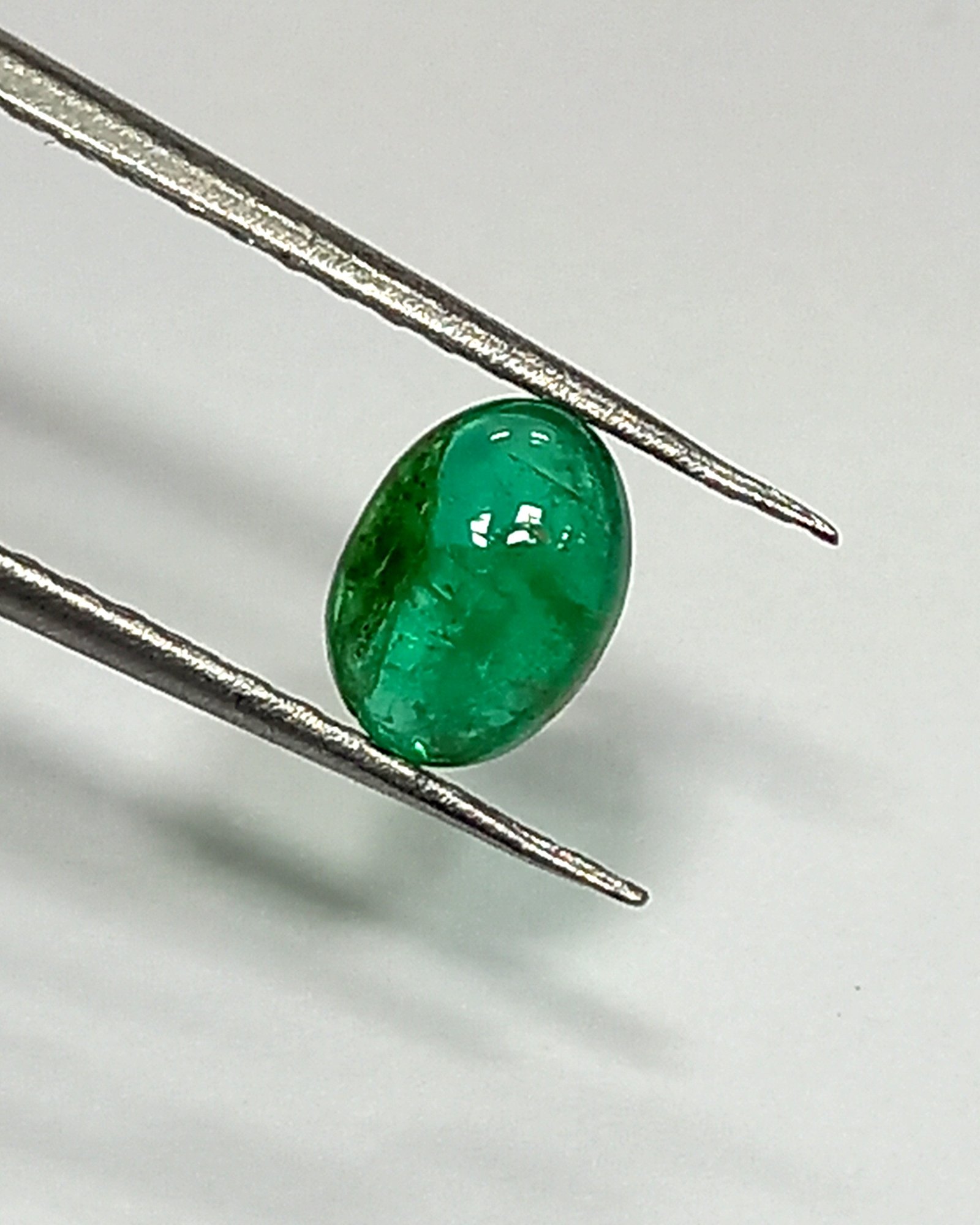 0.81 Cts Natural Zambian Emerald Cabochon Oval Gemstone 7.03*5.14 MM EM11 - Image 2
