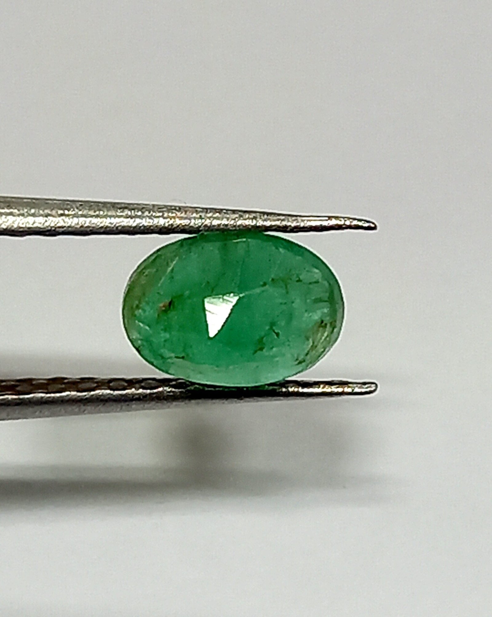 1.06 Cts Oval Cut Natural Zambian Emerald Gemstone 7.7*5.4 MM EM627 - Image 3