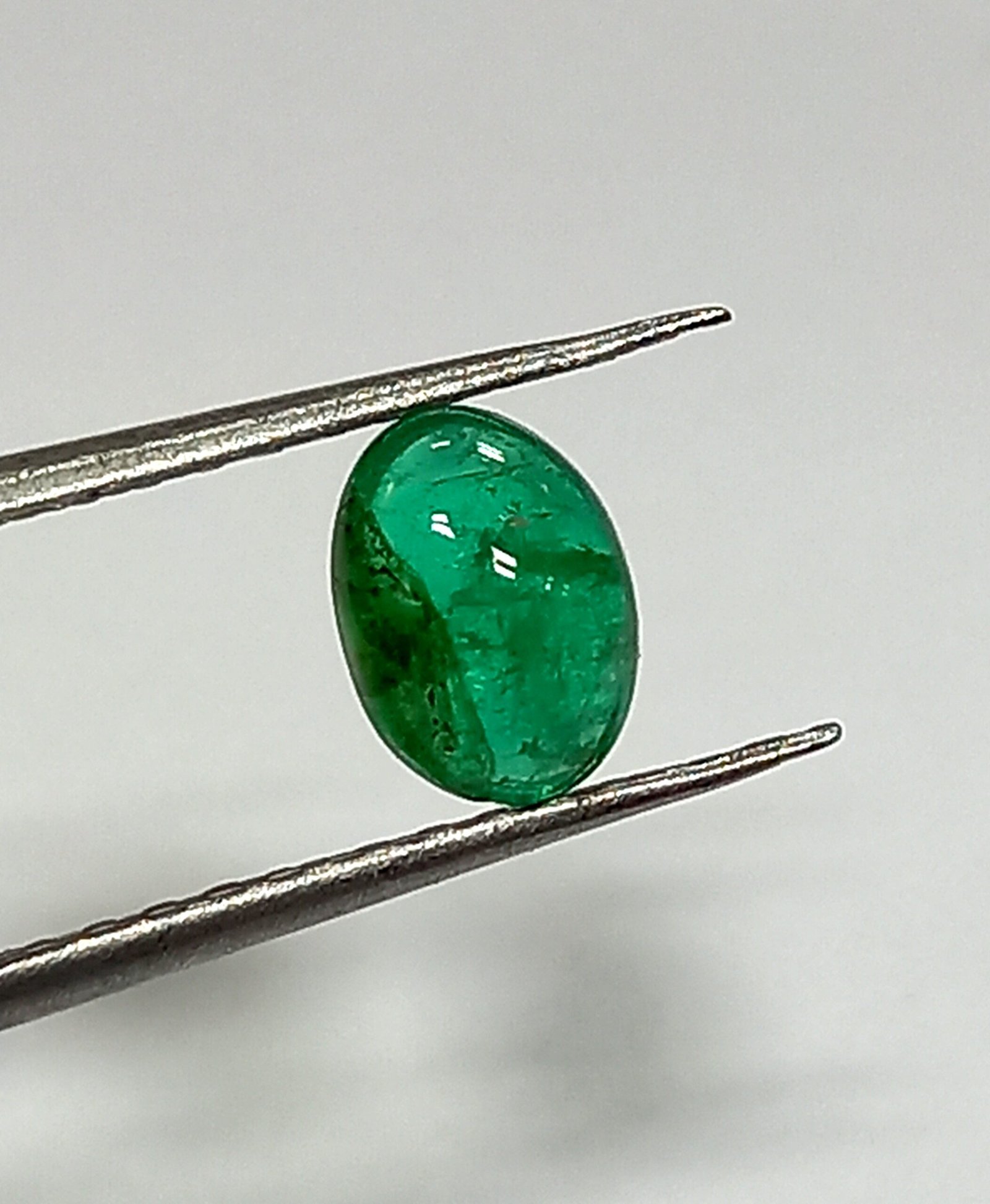 0.81 Cts Natural Zambian Emerald Cabochon Oval Gemstone 7.03*5.14 MM EM11 - Image 3