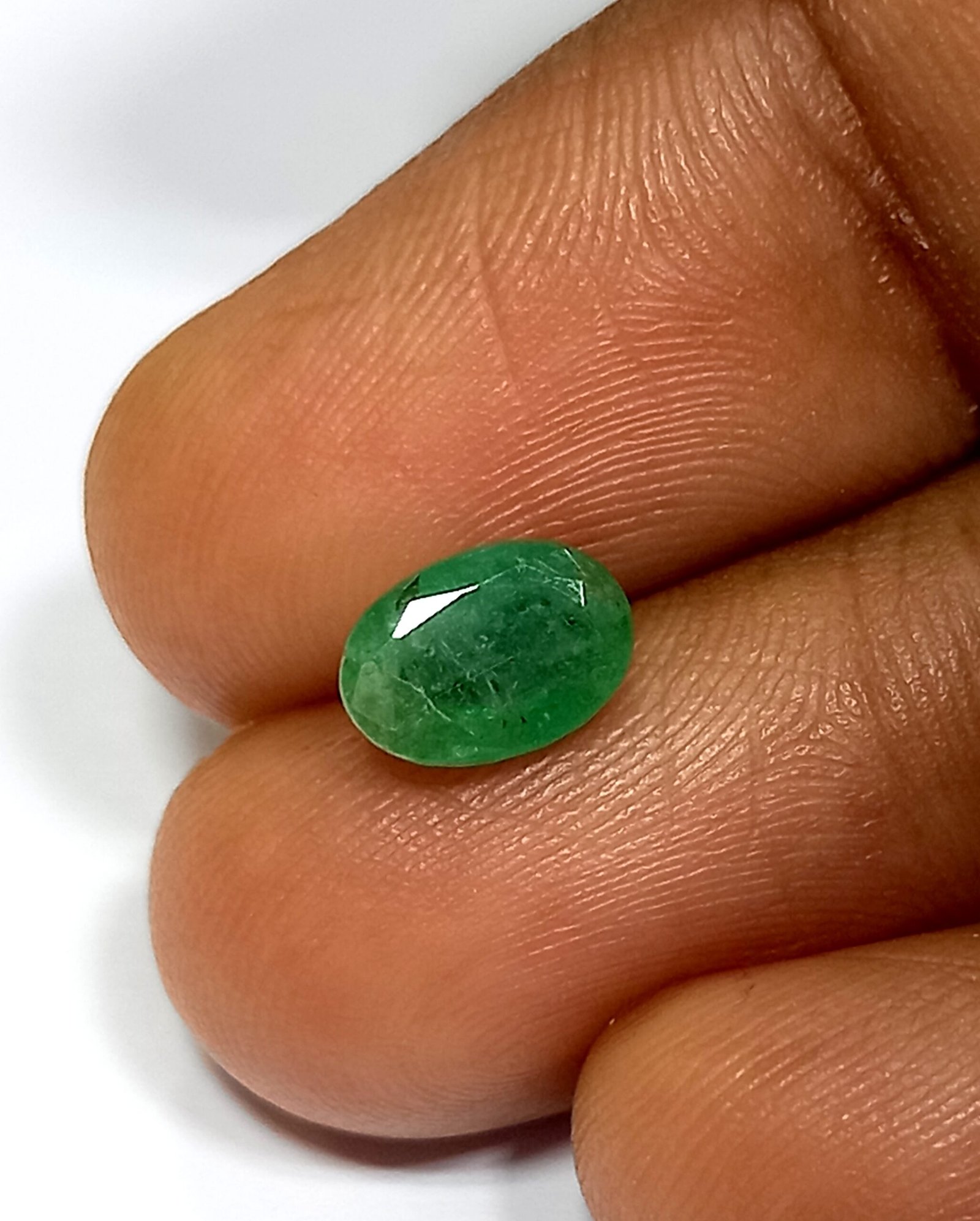 1.06 Cts Oval Cut Natural Zambian Emerald Gemstone 7.7*5.4 MM EM627 - Image 4