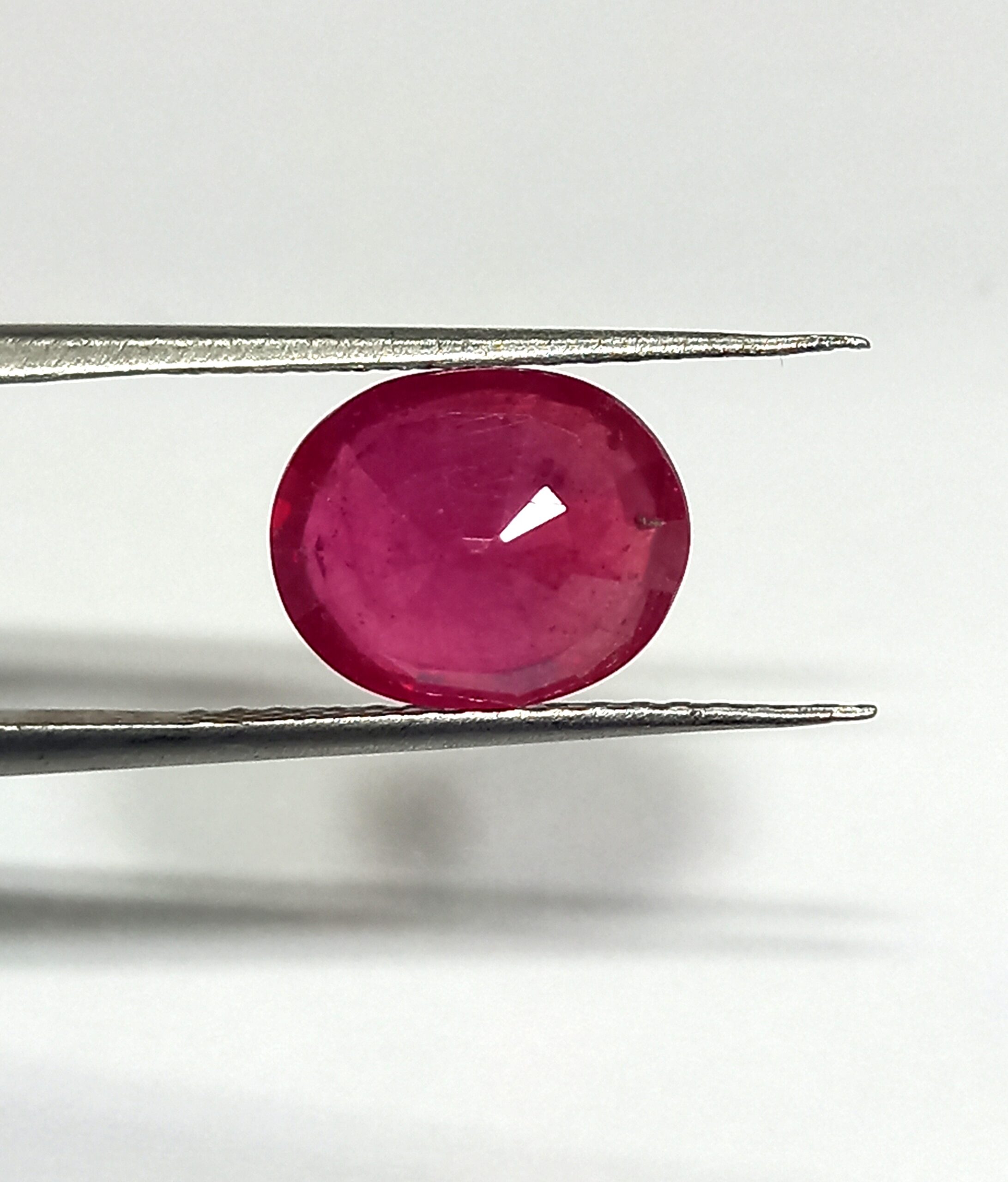 NATURAL RUBY GEMSTONE 3