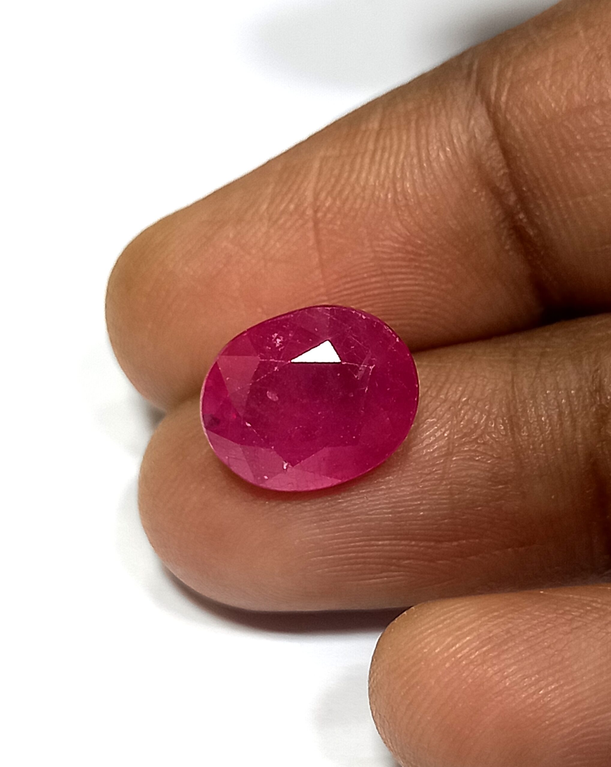 NATURAL RUBY GEMSTONE 4