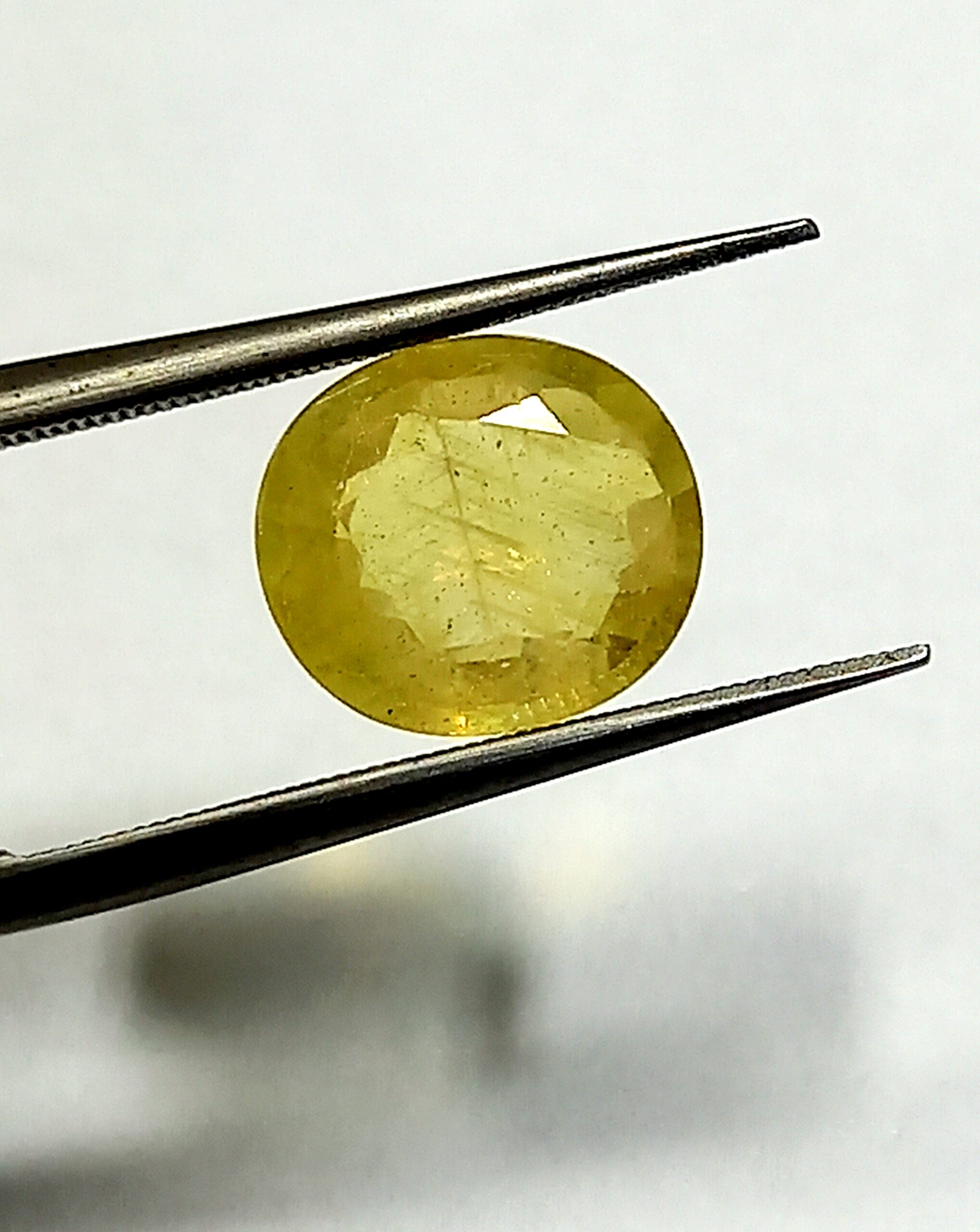 NATURAL YELLOW SAPPHIRE GEMSTONE 6
