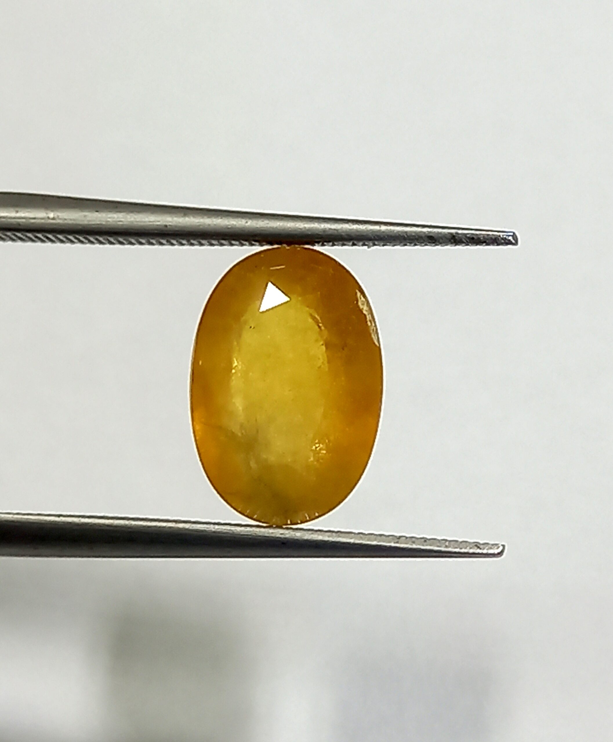 NATURAL YELLOW SAPPHIRE GEMSTONE 6