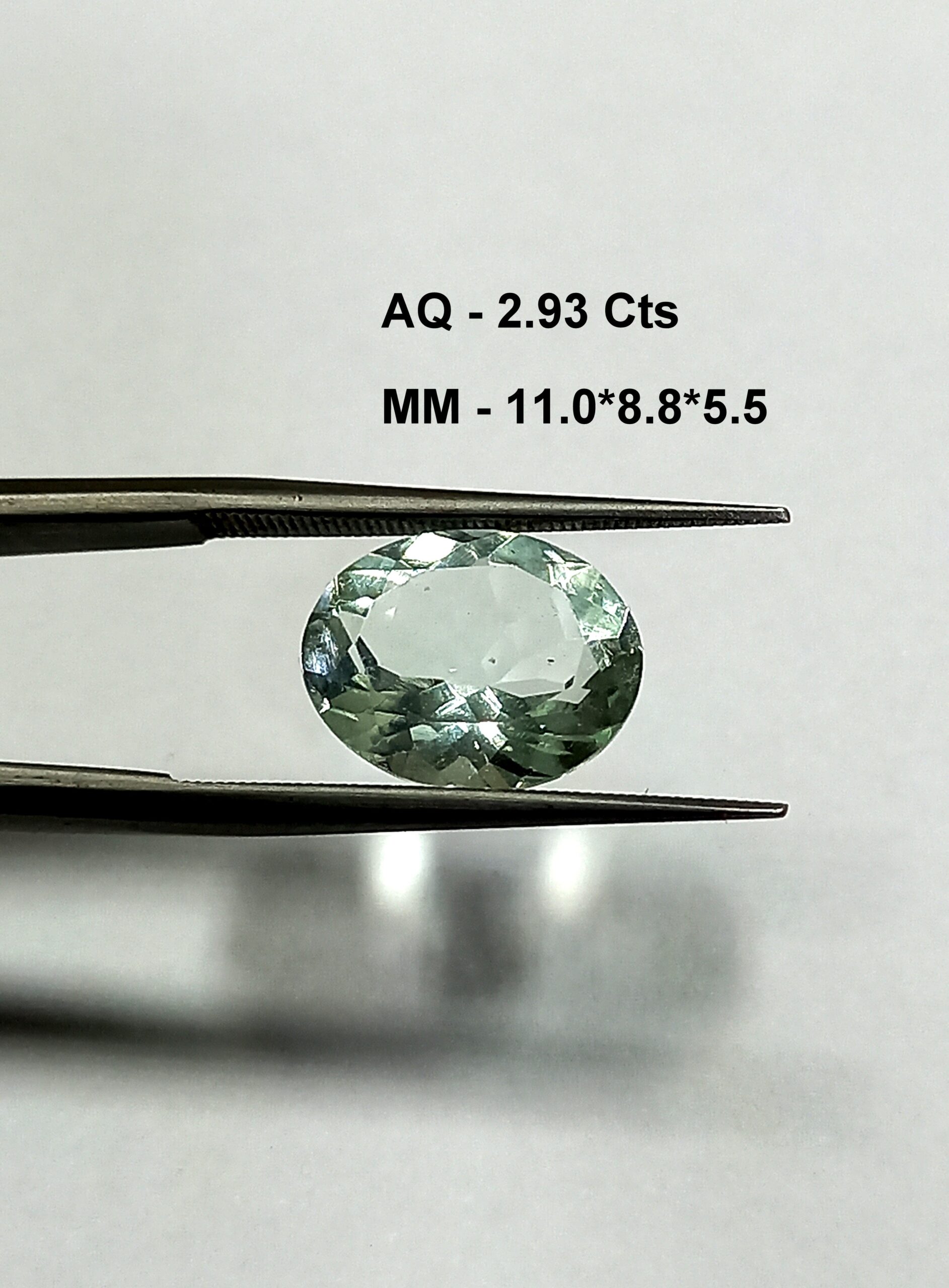 NATURALAQUAMARINEGEMSTONE1_2060eabe-3375-42ee-a2d0-b5a685e9535c