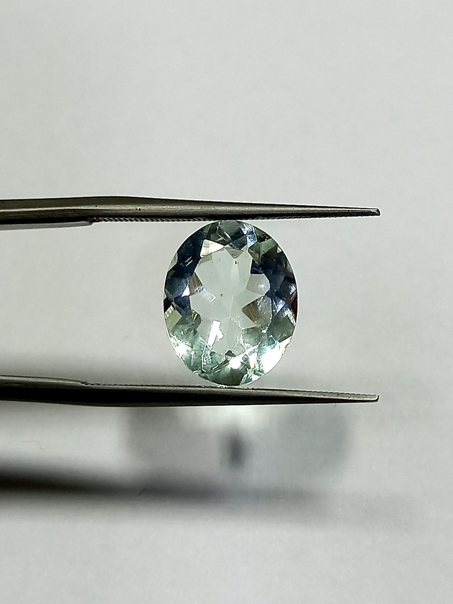 NATURALAQUAMARINEGEMSTONE4_f8a70b68-f7f5-4952-adca-a6754b9032a2