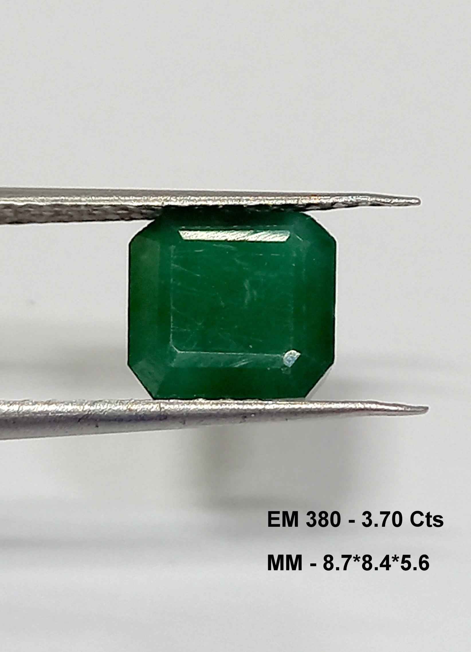 NATURALEMERALDGEMSTONE1_157fad92-086a-424d-b890-8f05e876dadd 3.70 Cts Natural Zambian Emerald Gemstone Square Cut 8.7*8.4 MM EM380
