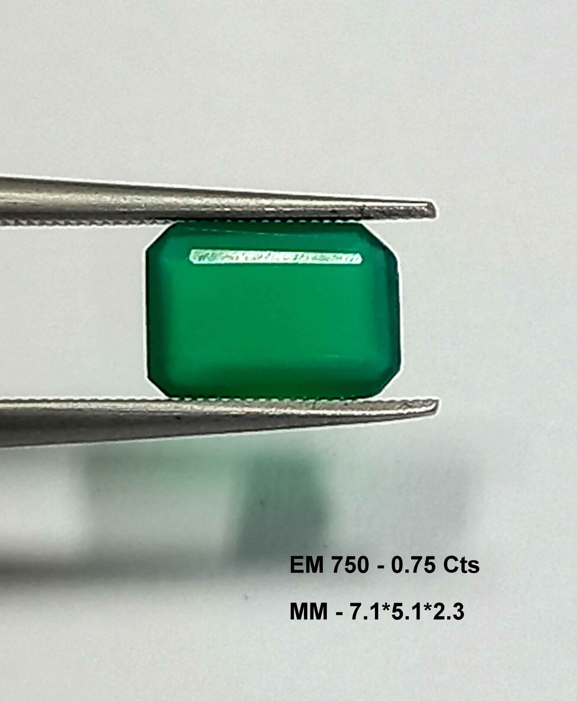 NATURALEMERALDGEMSTONE1_33493917-e67f-46dd-8b78-260ef06d5337 0.75 Cts Natural Zambian Emerald Gemstone Emerald Cut 7.1*5.1 MM EM750