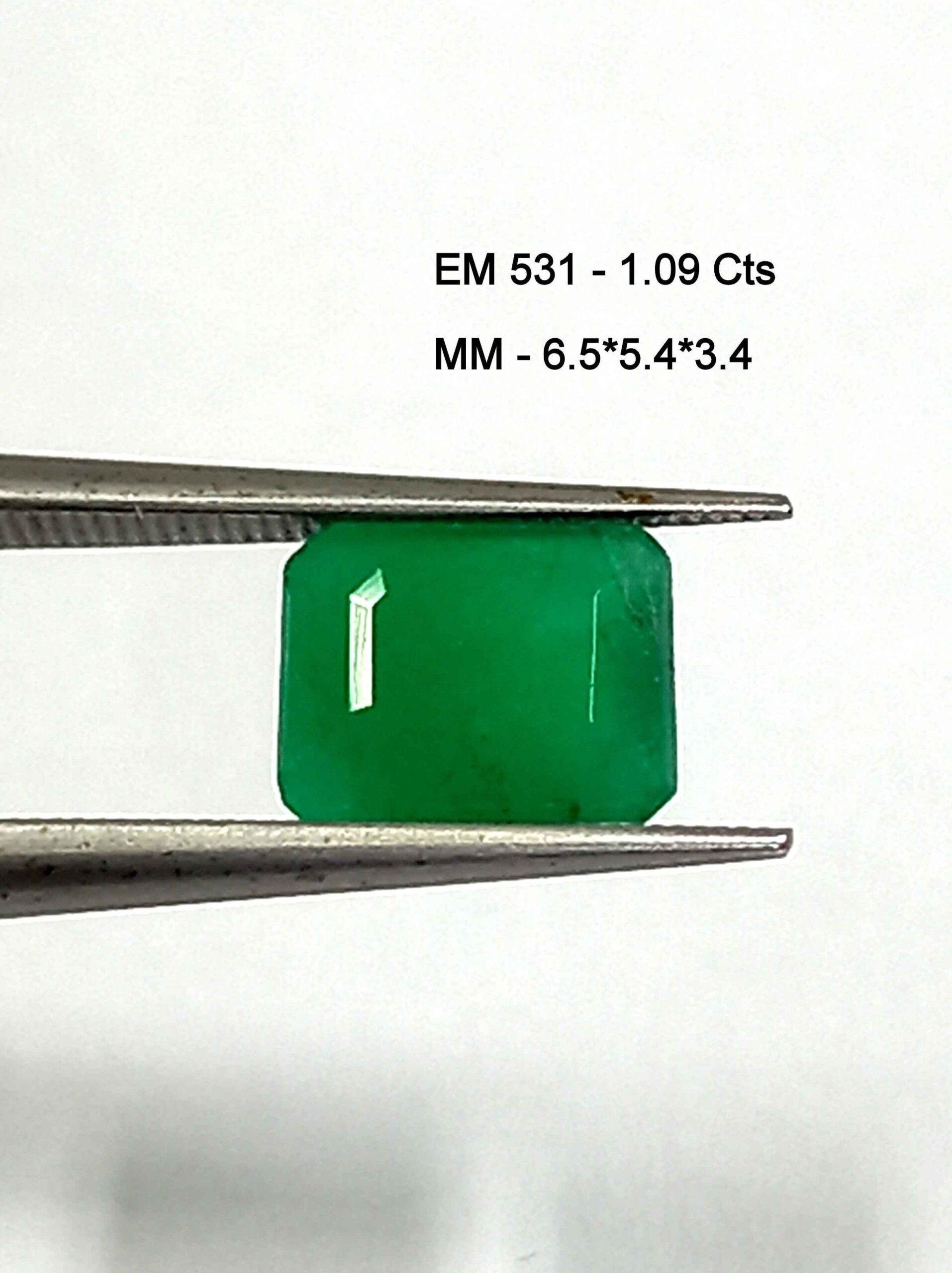 NATURALEMERALDGEMSTONE1_36f0fb36-d031-4f77-a1ee-376e9c2f224a 1.09 Cts Zambian Natural Emerald Gemstone Emerald Cut 6.5*5.4 MM EM531