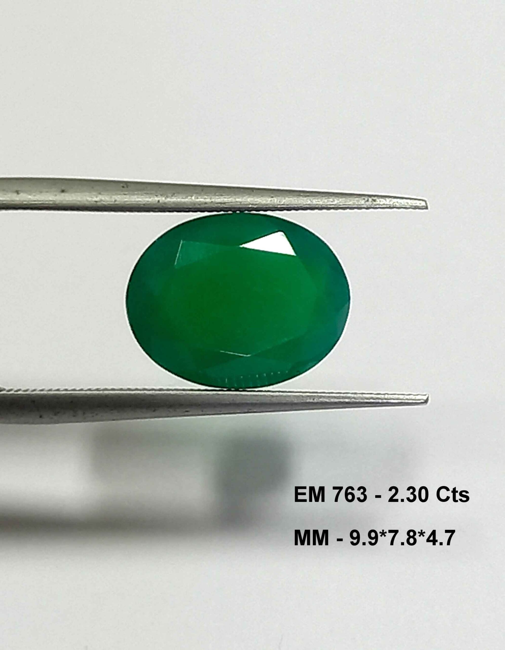 2.30 Cts Emerald Natural Zambian Gemstone Oval Cut 9.9*7.8 MM EM763