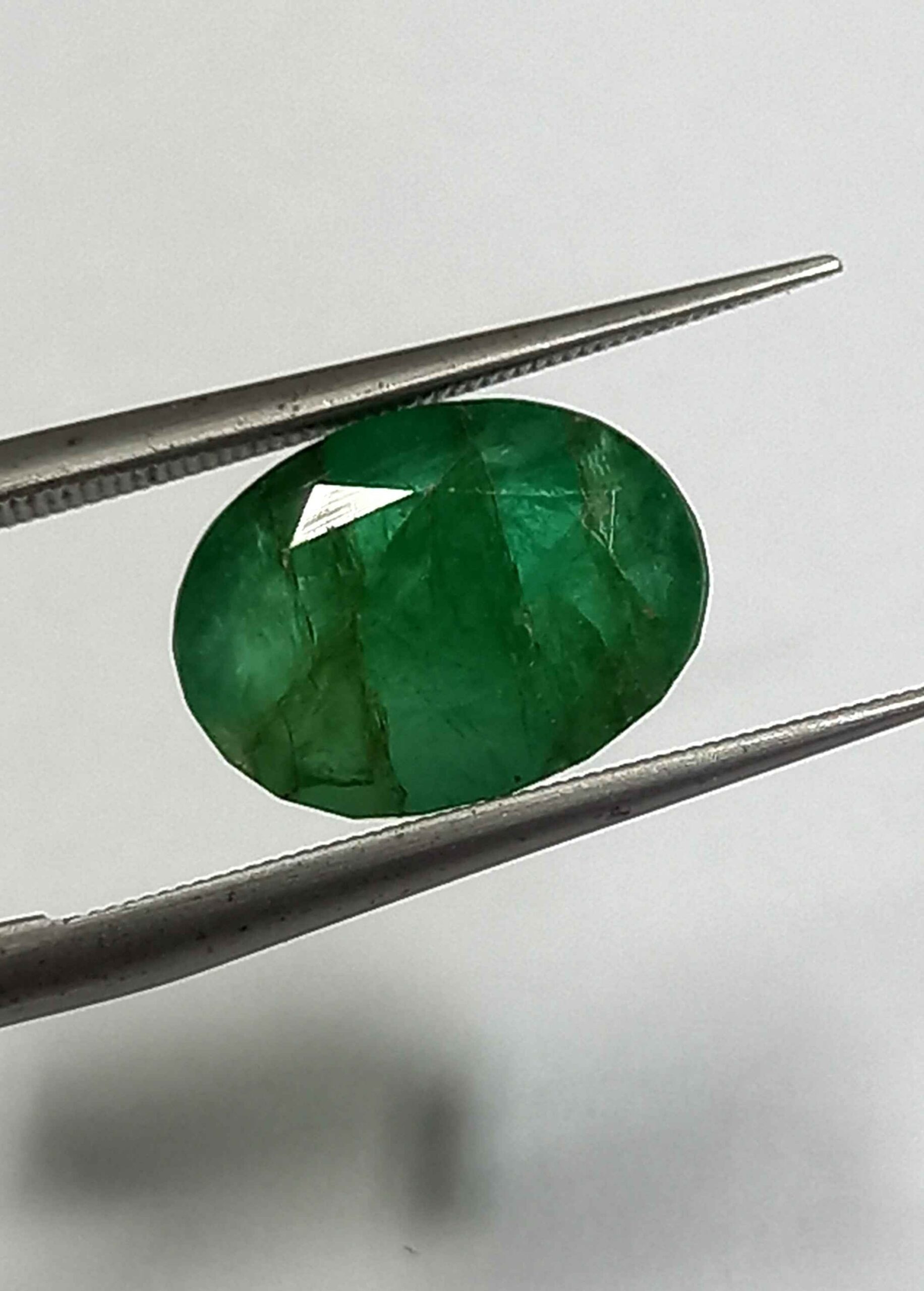 3.34 Cts Natural Zambian Emerald Gemstone Oval Cut 10.7*8.2 MM EM510