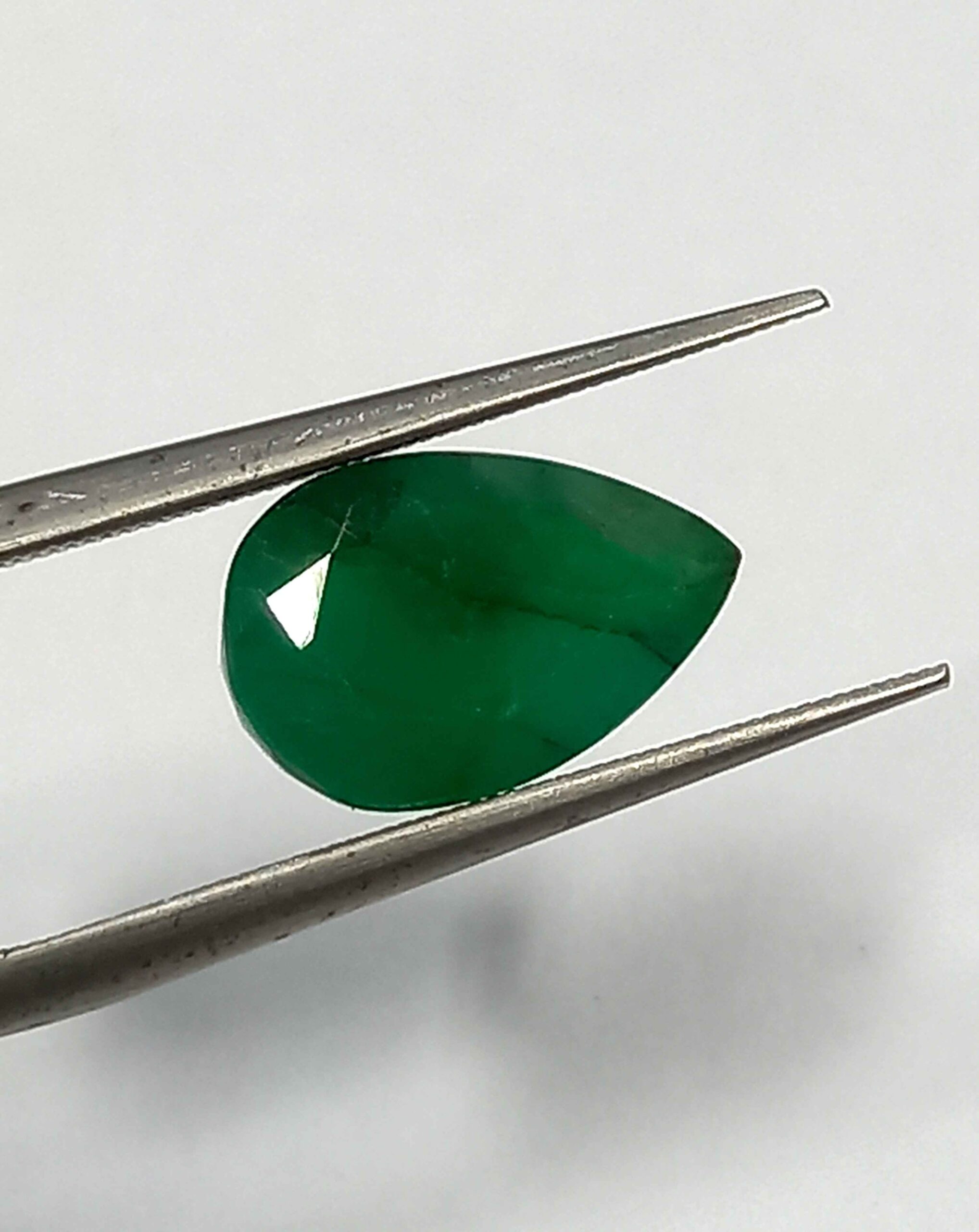 NATURALEMERALDGEMSTONE2_8e1b7fab-8a21-4dff-80c7-370482c7dfeb 2.14 Cts Zambian Emerald Natural Gemstone Pear Cut 10.4*6.8 MM EM522