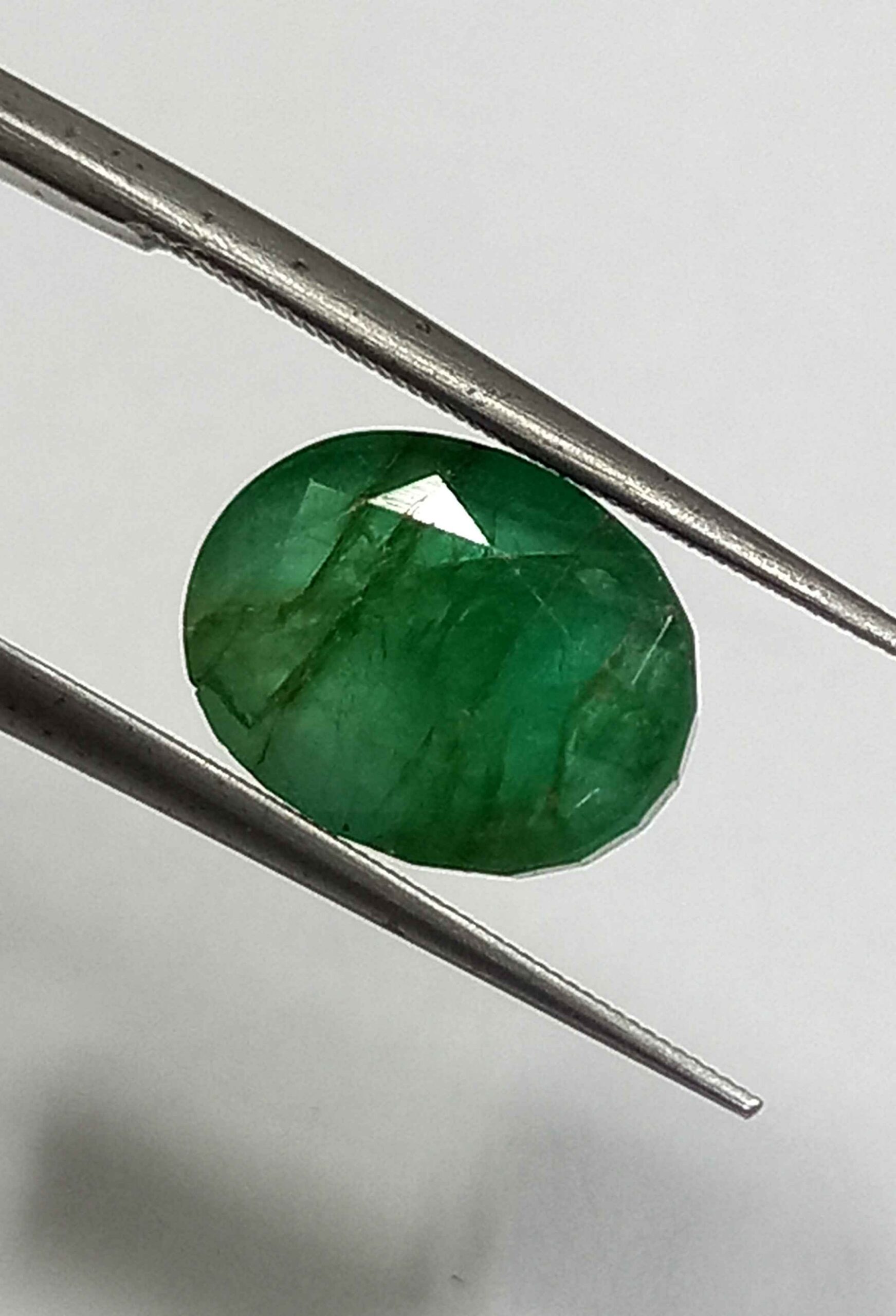 3.34 Cts Natural Zambian Emerald Gemstone Oval Cut 10.7*8.2 MM EM510