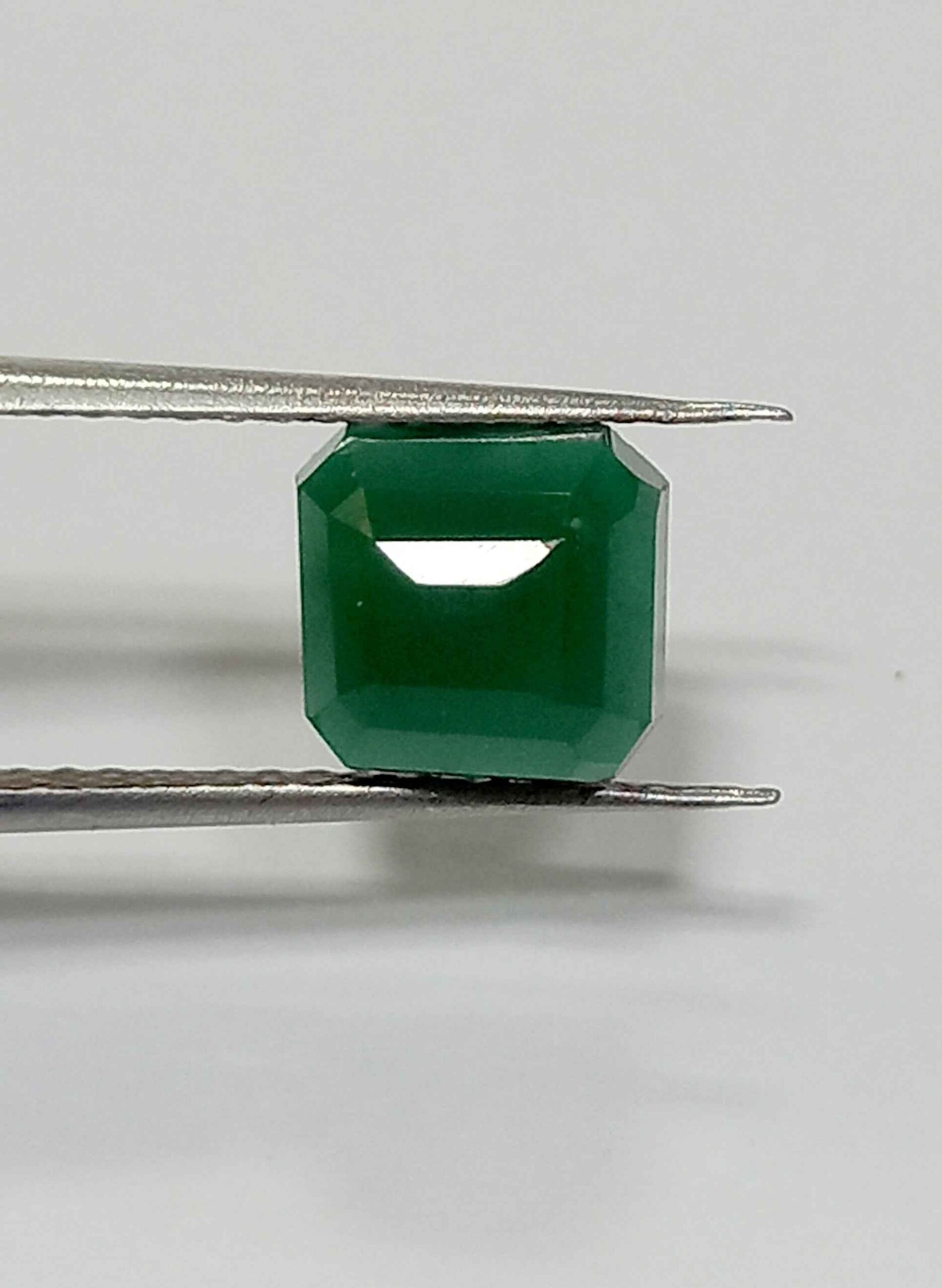 NATURALEMERALDGEMSTONE4_0e096988-6655-4aa0-8fb6-2e867edc9644 3.70 Cts Natural Zambian Emerald Gemstone Square Cut 8.7*8.4 MM EM380