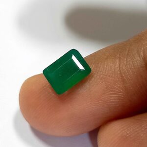 0.90 Cts Emerald Natural Zambian Gemstone Emerald Cut 6.8*5 MM EM747