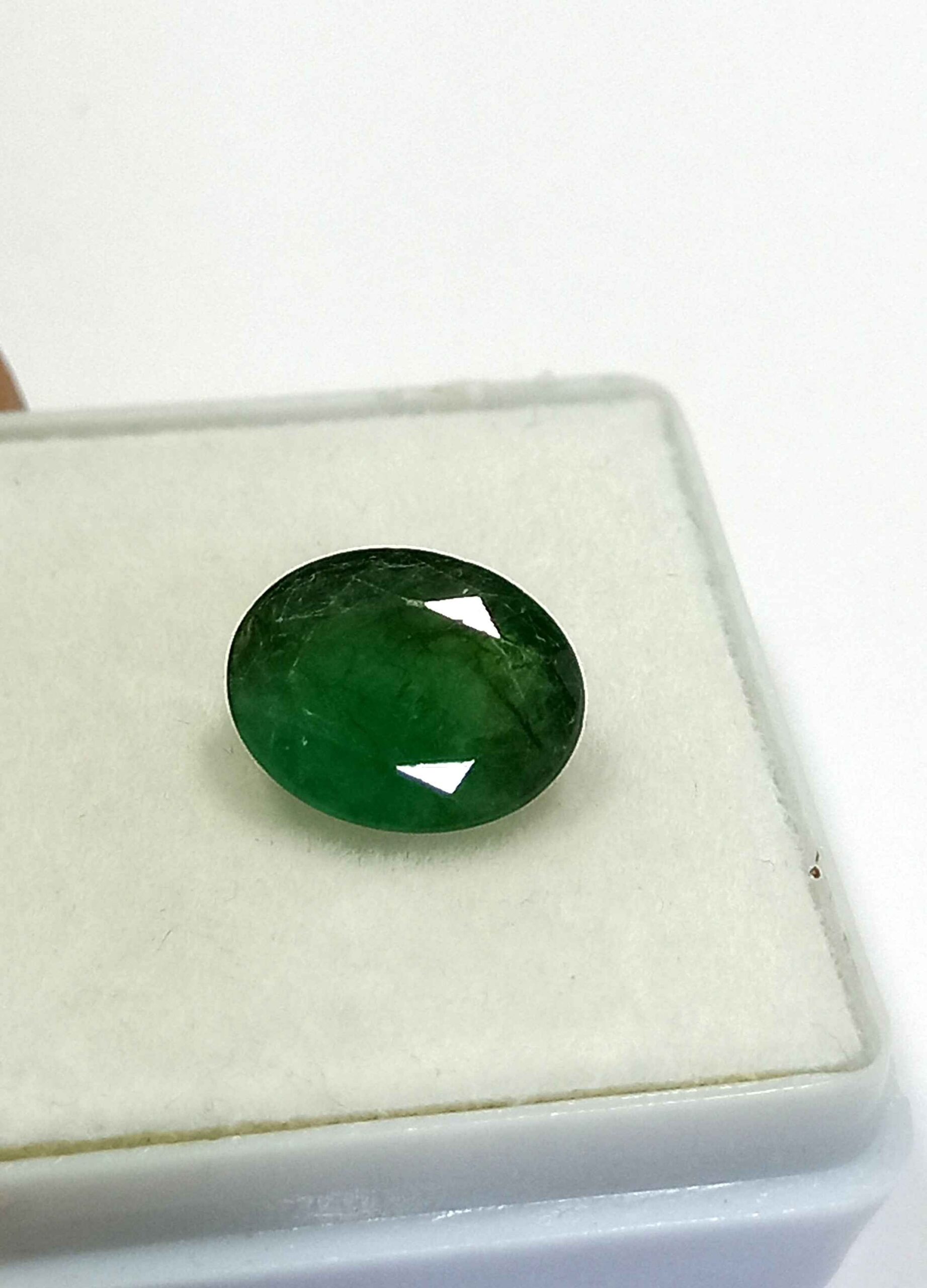 NATURALEMERALDGEMSTONE7_d405c0f1-915c-4e3d-b6e6-ac318b2c7c85 2.00 Cts Emerald Natural Zambian Gemstone Oval Cut 9.7*7.7 MM EM264