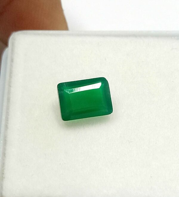 0.90 Cts Emerald Natural Zambian Gemstone Emerald Cut 6.8*5 MM EM747