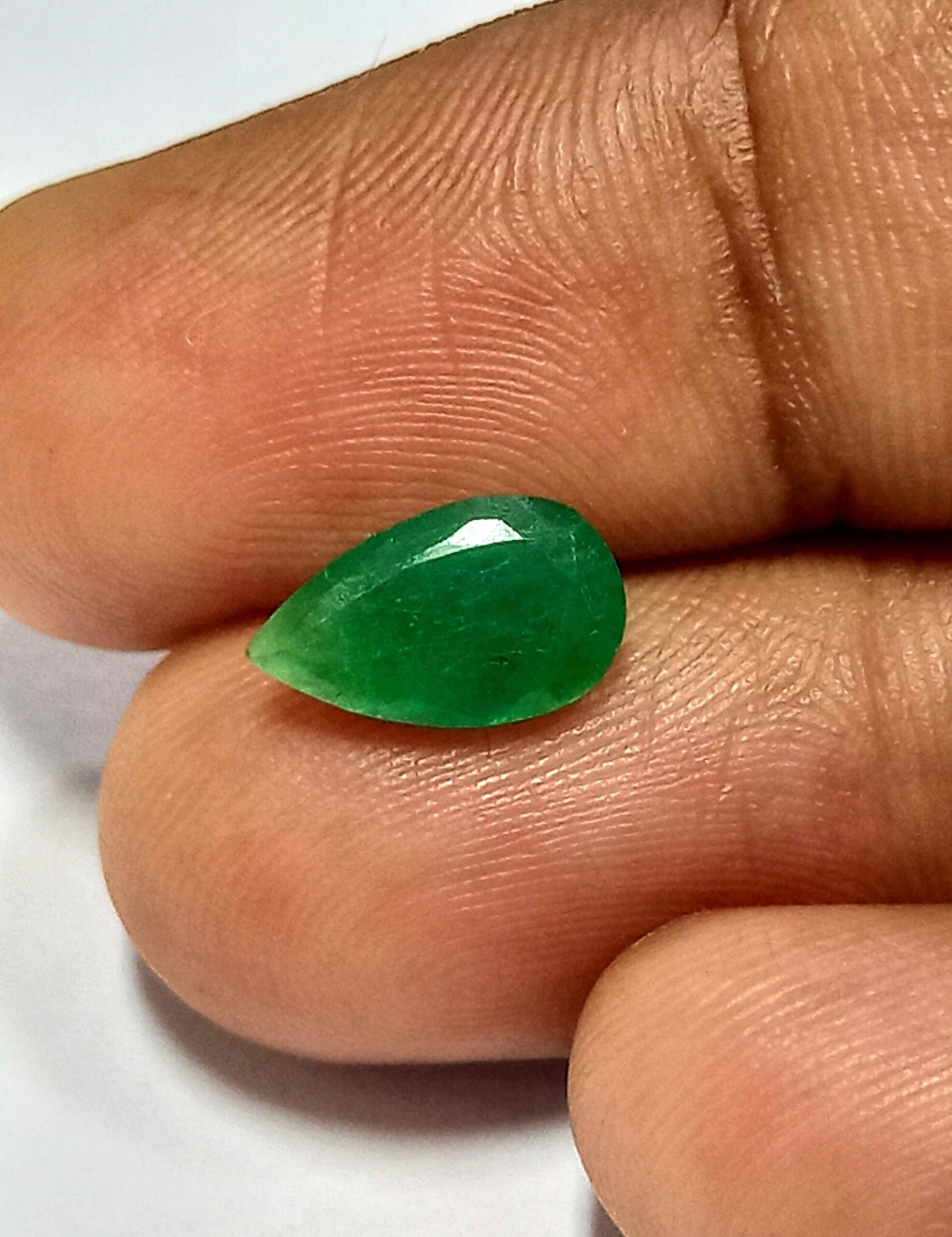 1.14 Cts Natural Zambian Emerald Gemstone Pear Cut 9.4*5.5 MM EM515