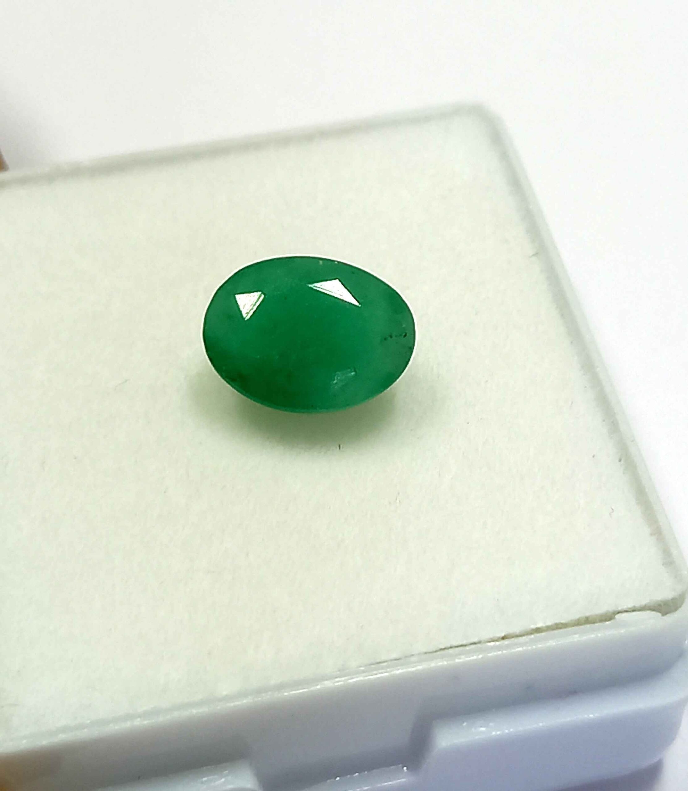 1.40 Cts Emerald Natural Zambian Gemstone Oval Cut 8.1*6.1 MM EM758