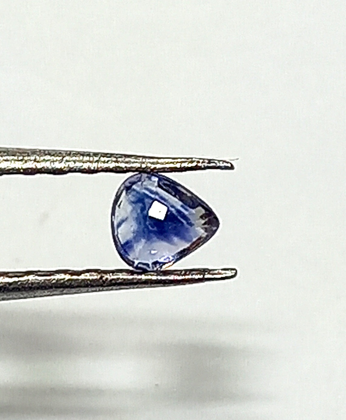 NATURALKASHNIREBLUESAPPHIREGEMSTONE3_2451d52b-1a6d-4bdd-b2ae-a8934bb0e6c1