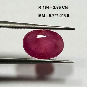 3.65 Cts Natural Madagascar Red Ruby Gemstone Oval Cut 9.7*7 MM R164