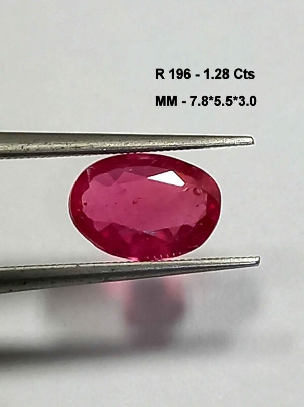 1.28 Cts Natural Burma Red Ruby Gemstone Oval Cut 7.8*5.5 MM R196