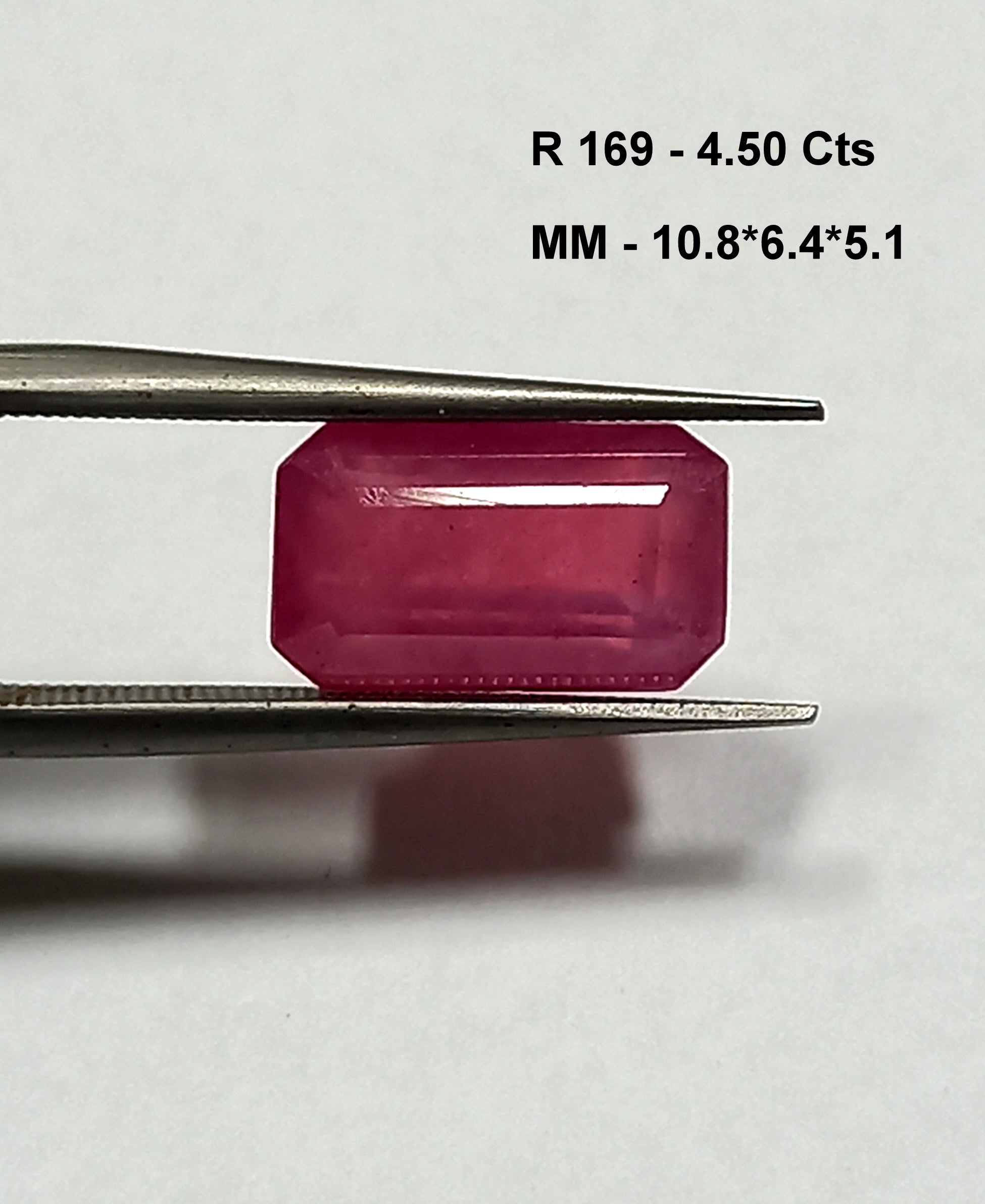 NATURALRUBYGEMSTONE1_c80b57e0-1dc4-4e0a-9c6c-51ee0e82d85b