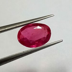 1.28 Cts Natural Burma Red Ruby Gemstone Oval Cut 7.8*5.5 MM R196