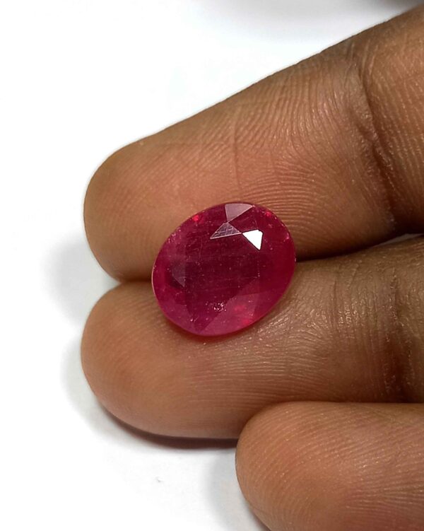 5.25 Cts Oval Cut Natural Pink Ruby Gemstone 10.7*8.8 MM R111
