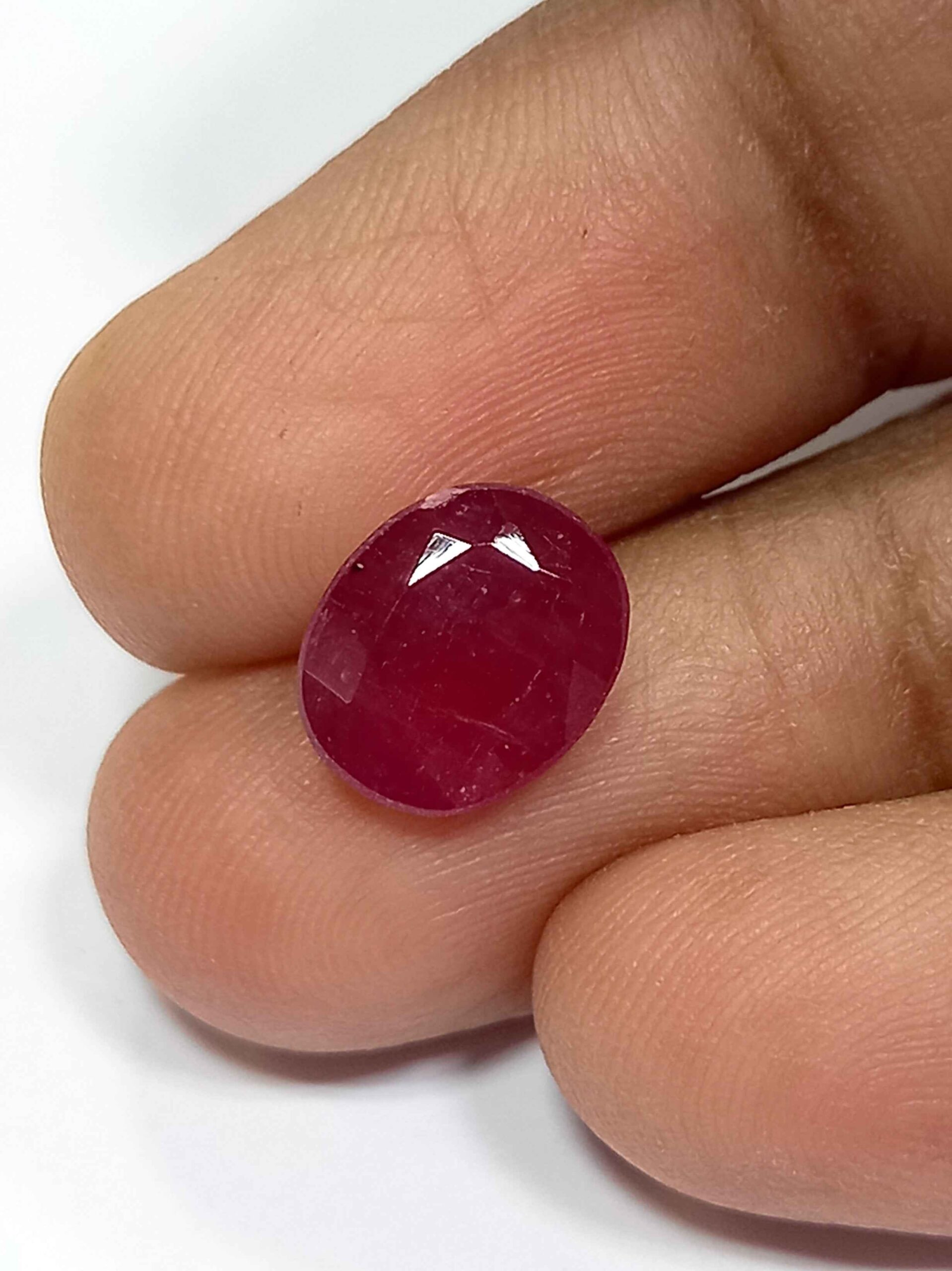 3.04 Cts Natural Srilankan Red Ruby Gemstone Oval Cut 9.6*7.9 MM R217