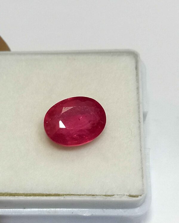 3.30 Cts Natural Pink Ruby Gemstone Oval Cut 10*7.8 MM R113