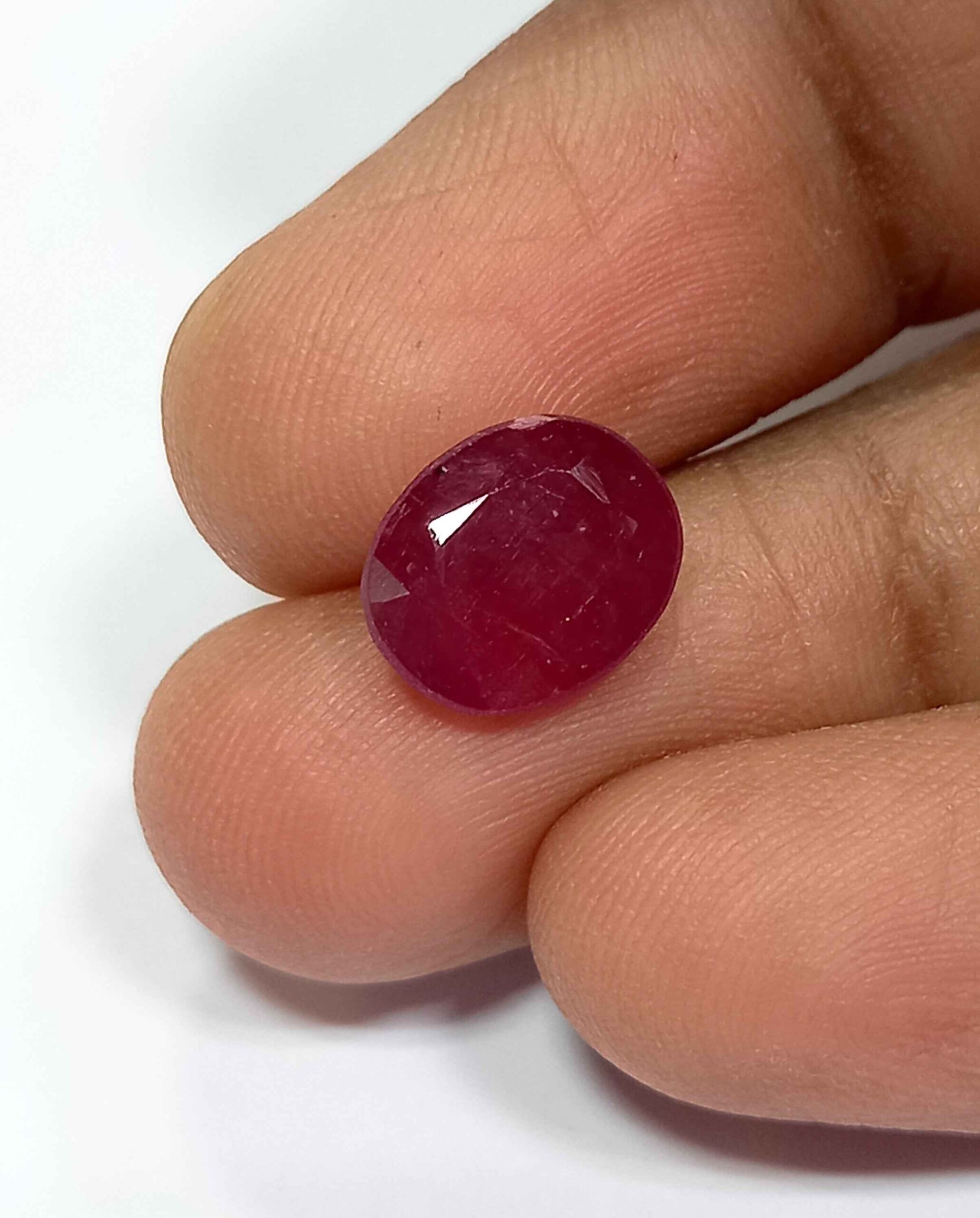 3.04 Cts Natural Srilankan Red Ruby Gemstone Oval Cut 9.6*7.9 MM R217
