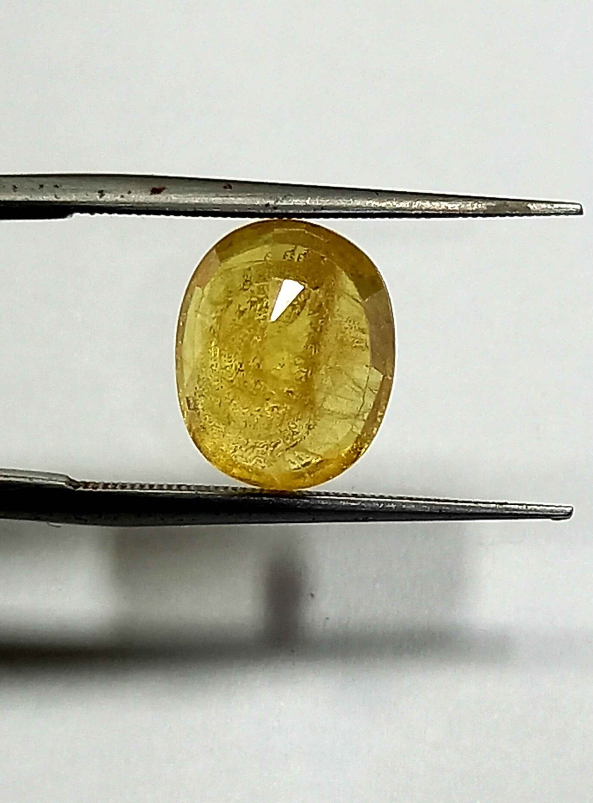 NATURALYELLOWSAPPHIRE7_fa5f7f44-bc0f-415a-949b-a17c67d812cc 5.05 Cts Oval Cut Natural Bangkok Yellow Sapphire Gemstone 10.2*8.3 MM YS17