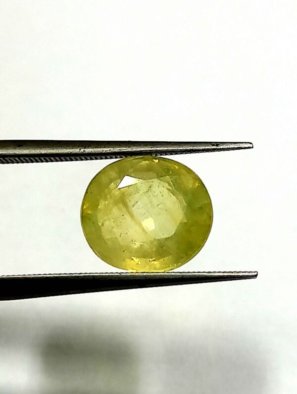 3.50 Cts Natural Bangkok Oval Cut Yellow Sapphire Gemstone 9.4*8.3 MM YS588