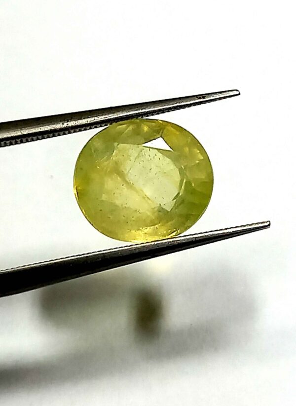 3.50 Cts Natural Bangkok Oval Cut Yellow Sapphire Gemstone 9.4*8.3 MM YS588