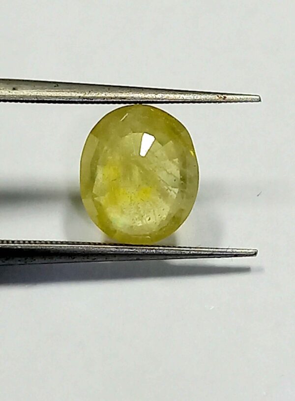 3.05 Cts Natural Bangkok Yellow Sapphire Gemstone Oval Cut 9.4*8 MM YS604