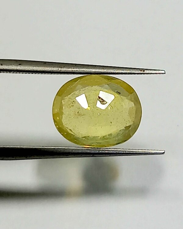3.40 Cts Yellow Sapphire Natural Bangkok Gemstone Oval Cut 10.2*8.2 MM YS595