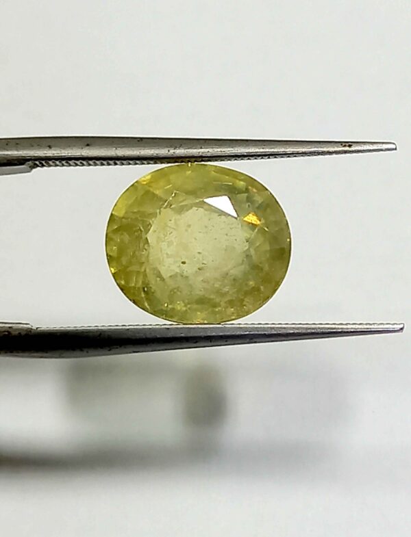 4.46 Cts Natural Bangkok Yellow Sapphire Gemstone Oval Cut 9.8*8.8 MM YS596