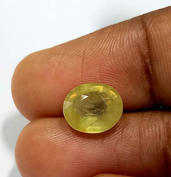3.05 Cts Natural Bangkok Yellow Sapphire Gemstone Oval Cut 9.4*8 MM YS604