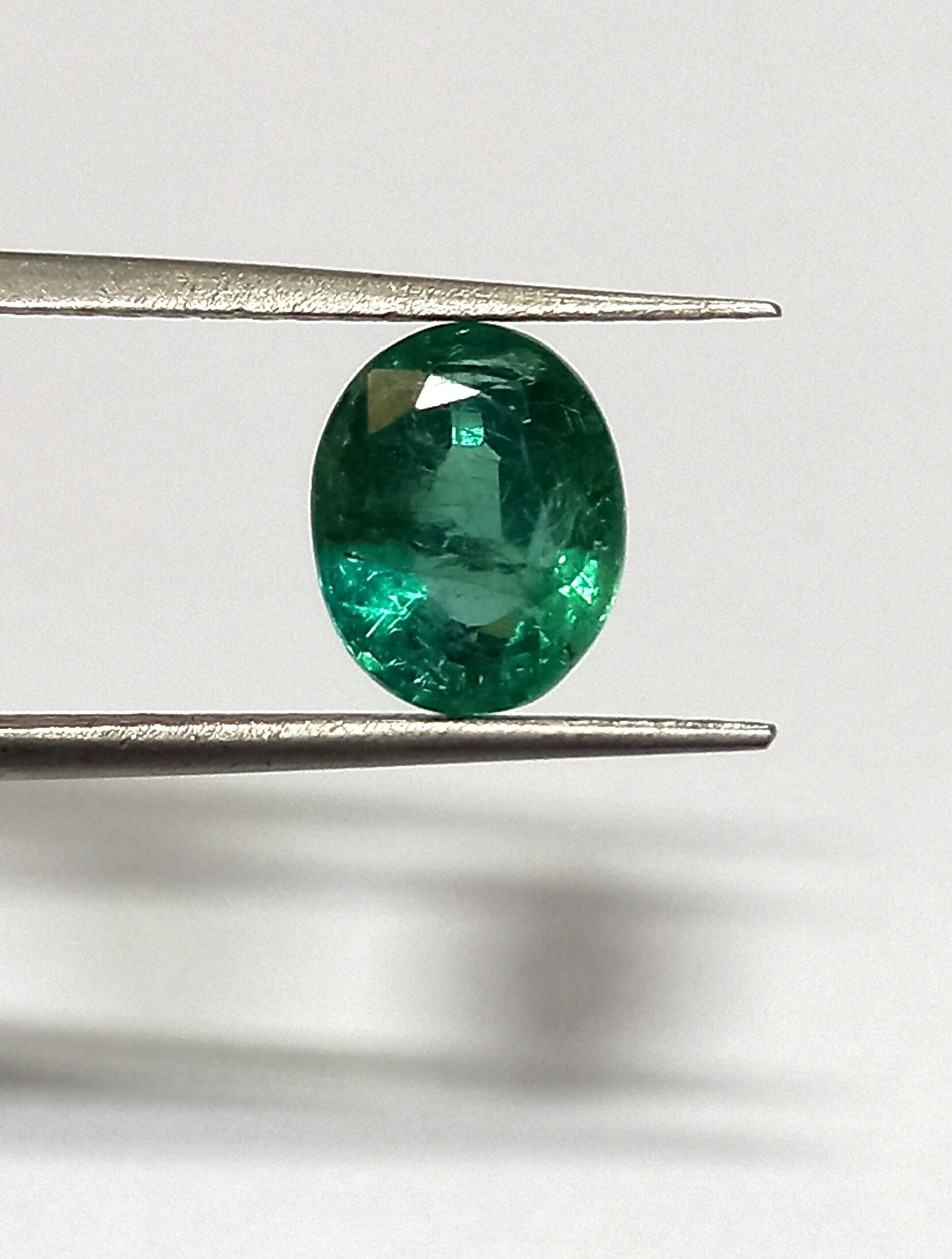 2.54 Cts Natural Zambian Emerald Gemstone Oval Cut 9.0*7.3 MM EM559 - Image 2