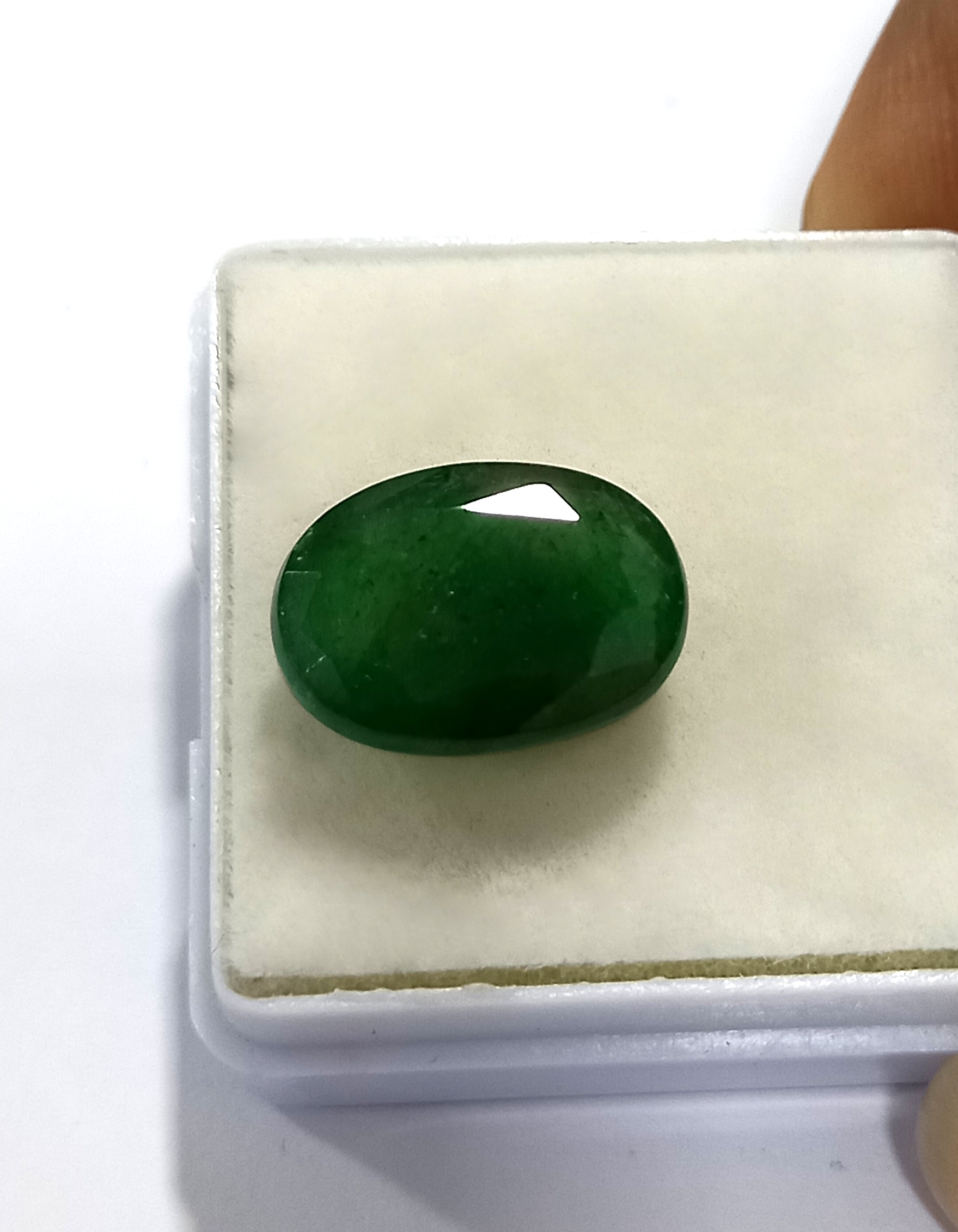 Natural Emerald Gemstone 5